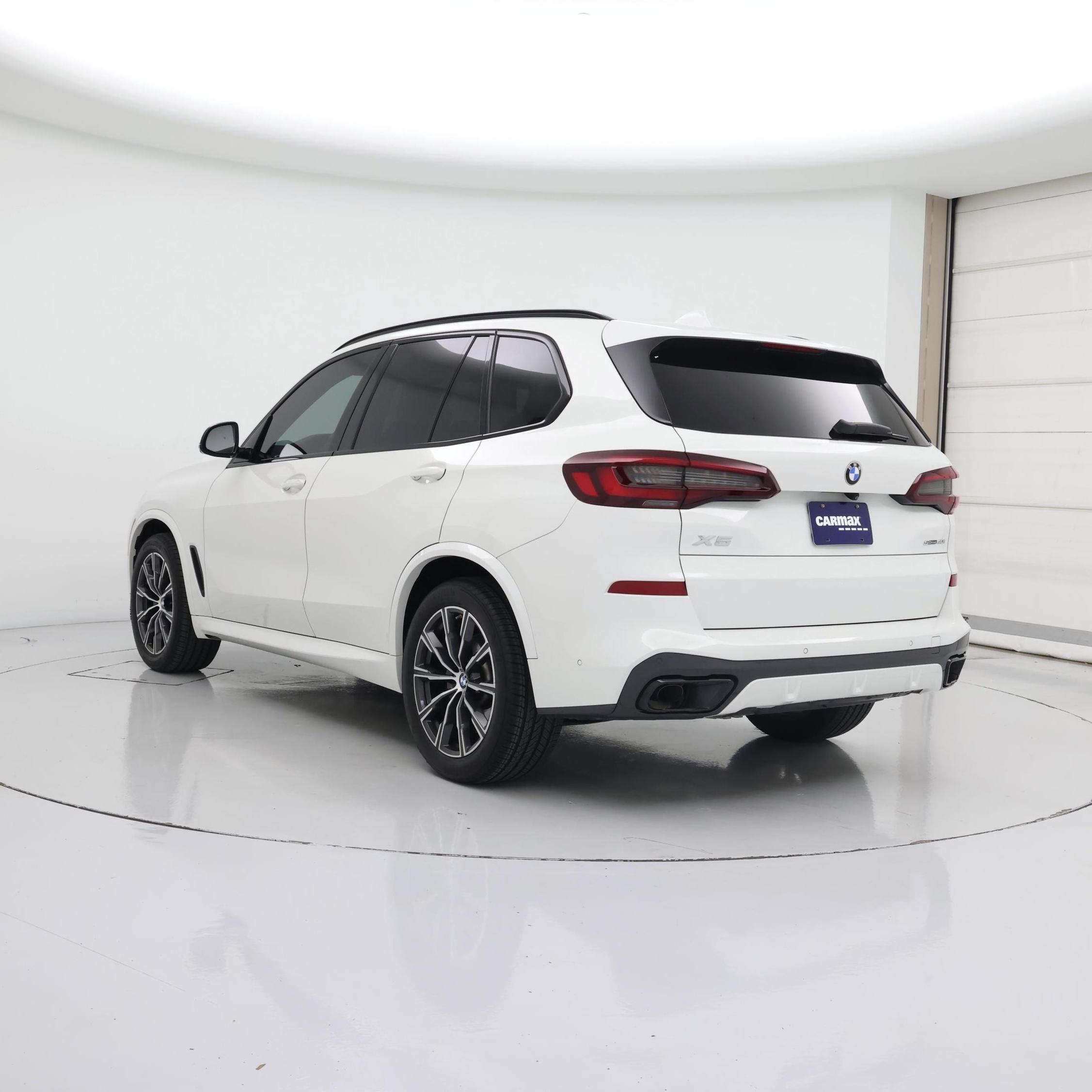 Thumbnail: 2022 BMW X5 - 2
