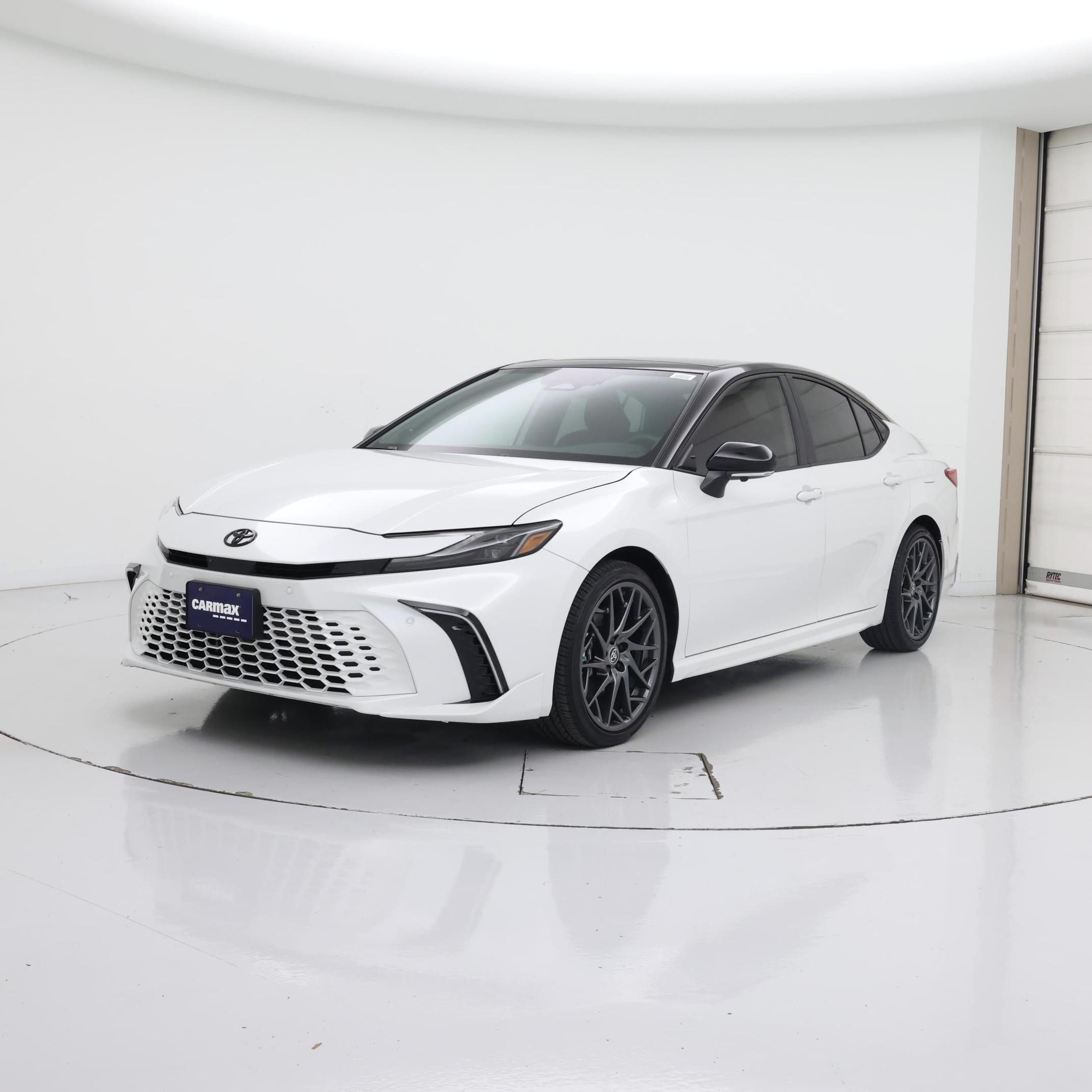 Thumbnail: 2025 Toyota Camry - 4