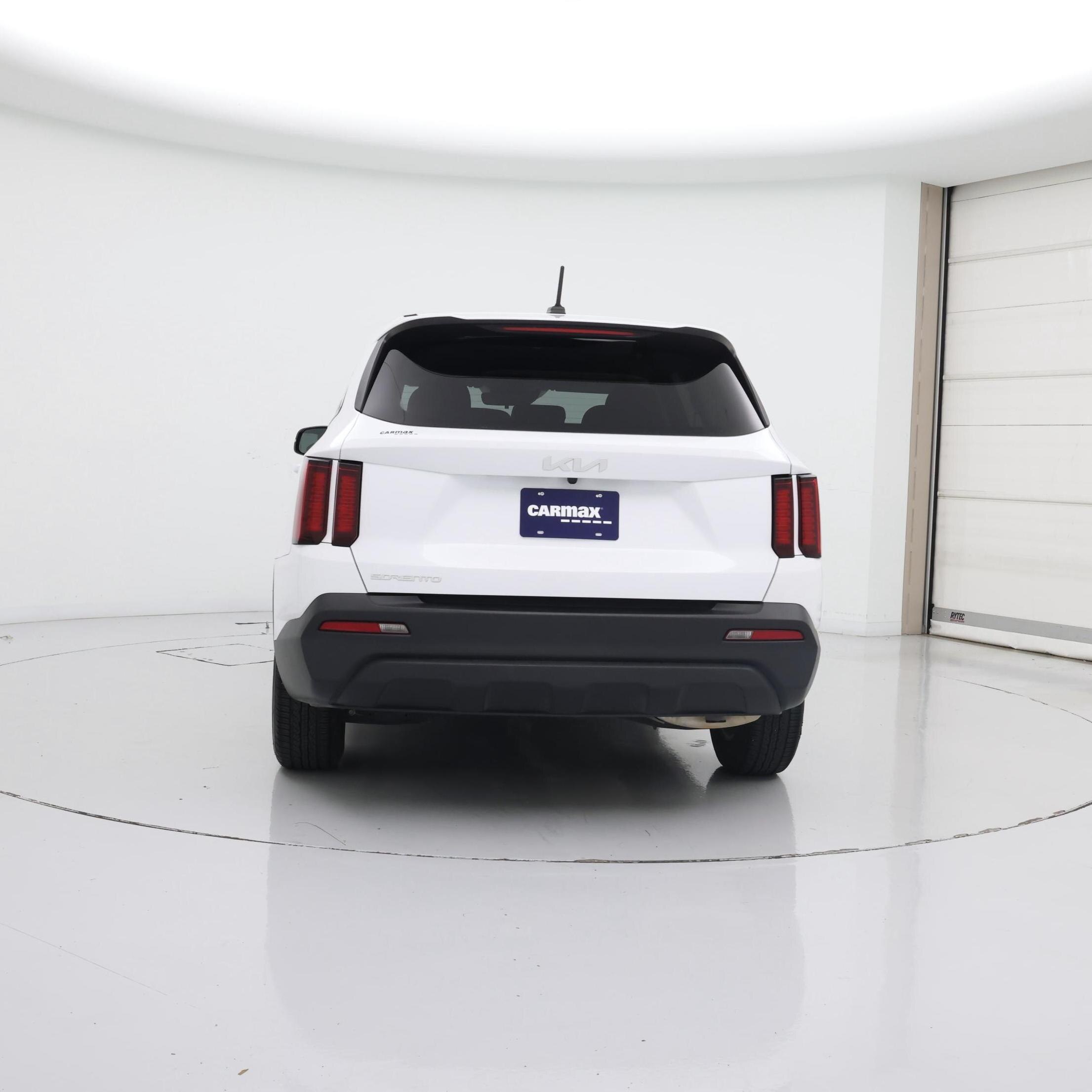 Thumbnail: 2023 Kia Sorento - 6