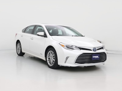 White 2016 Toyota Avalon Hybrid Limited