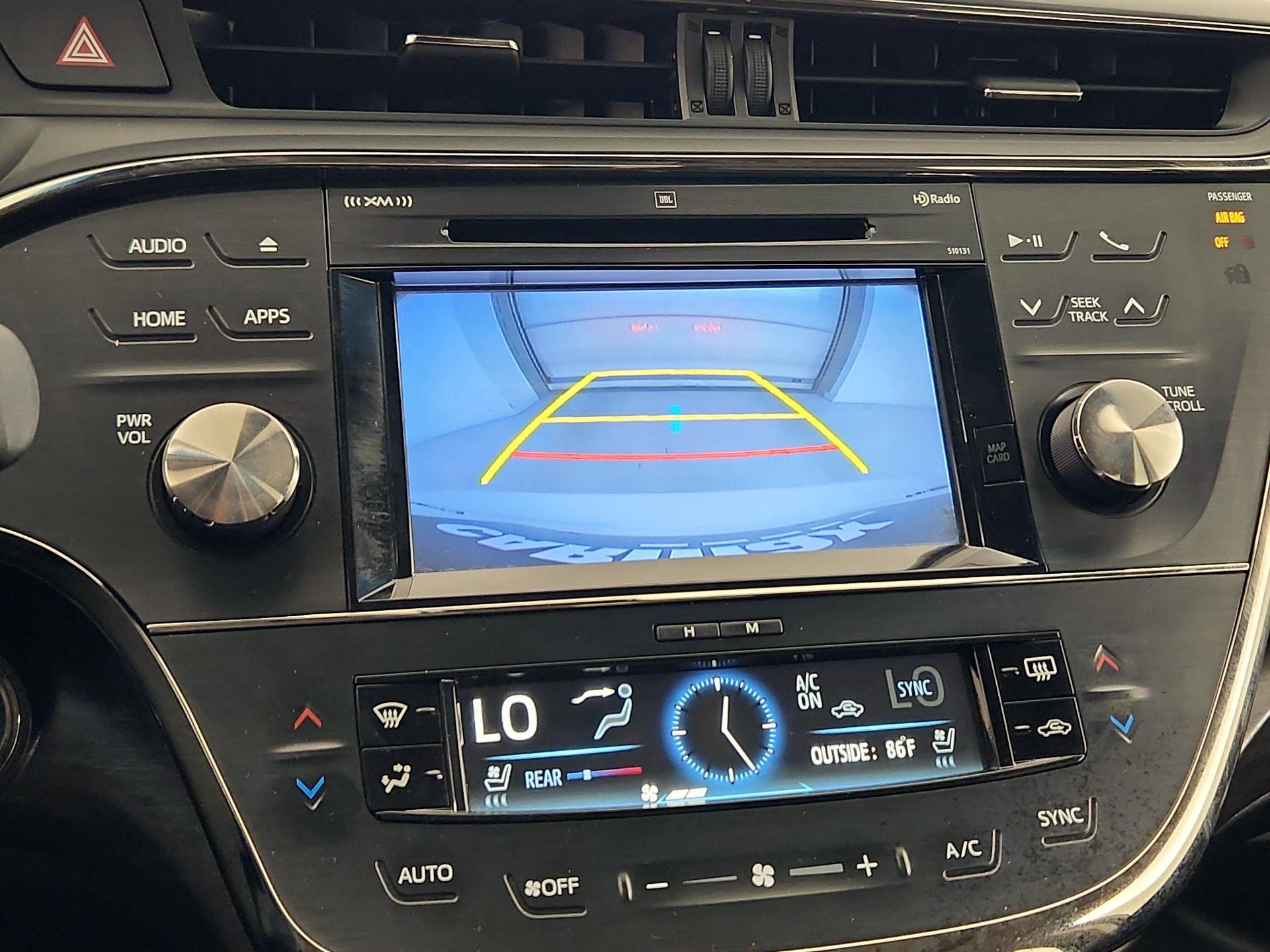 Thumbnail: 2016 Toyota Avalon - 15