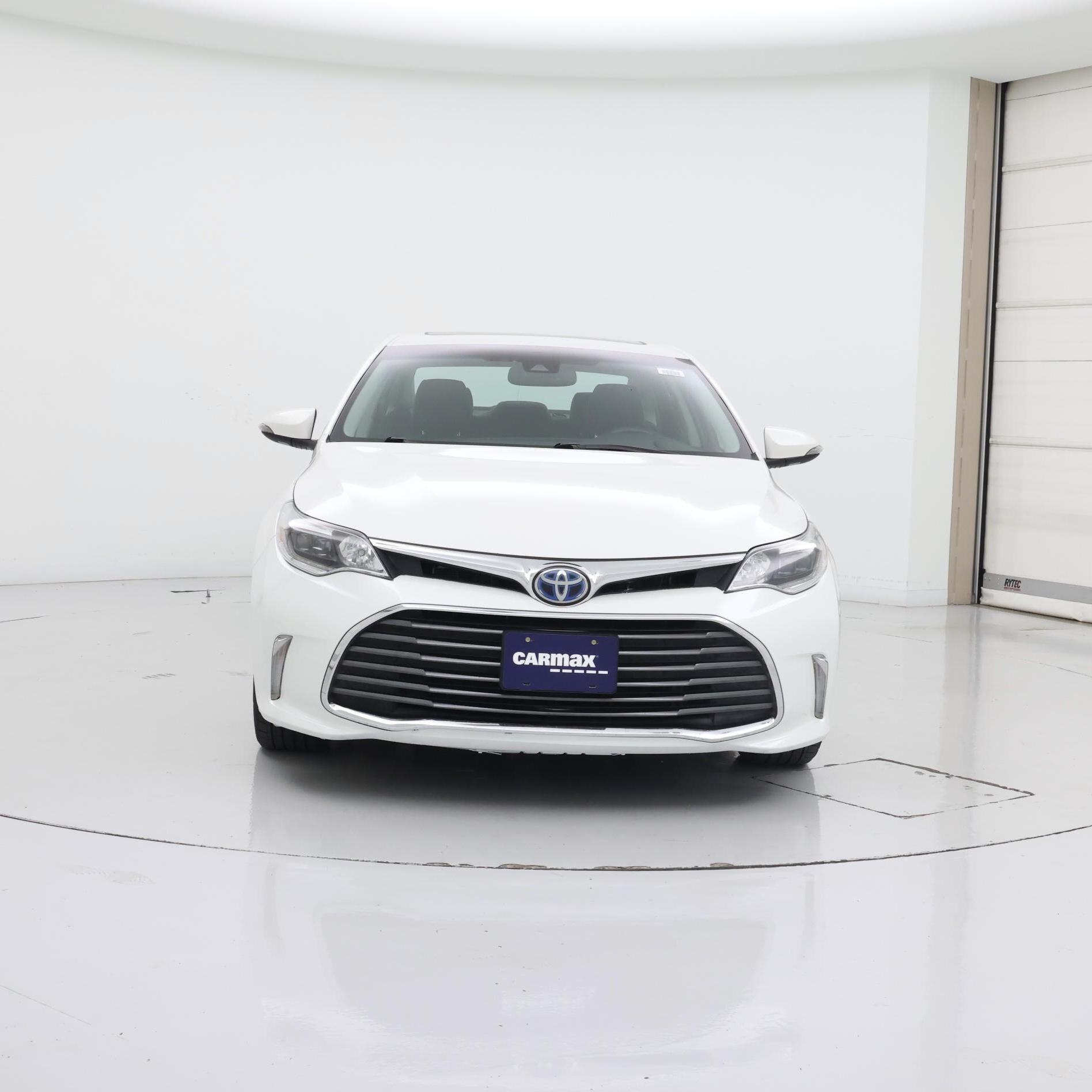 Thumbnail: 2016 Toyota Avalon - 5