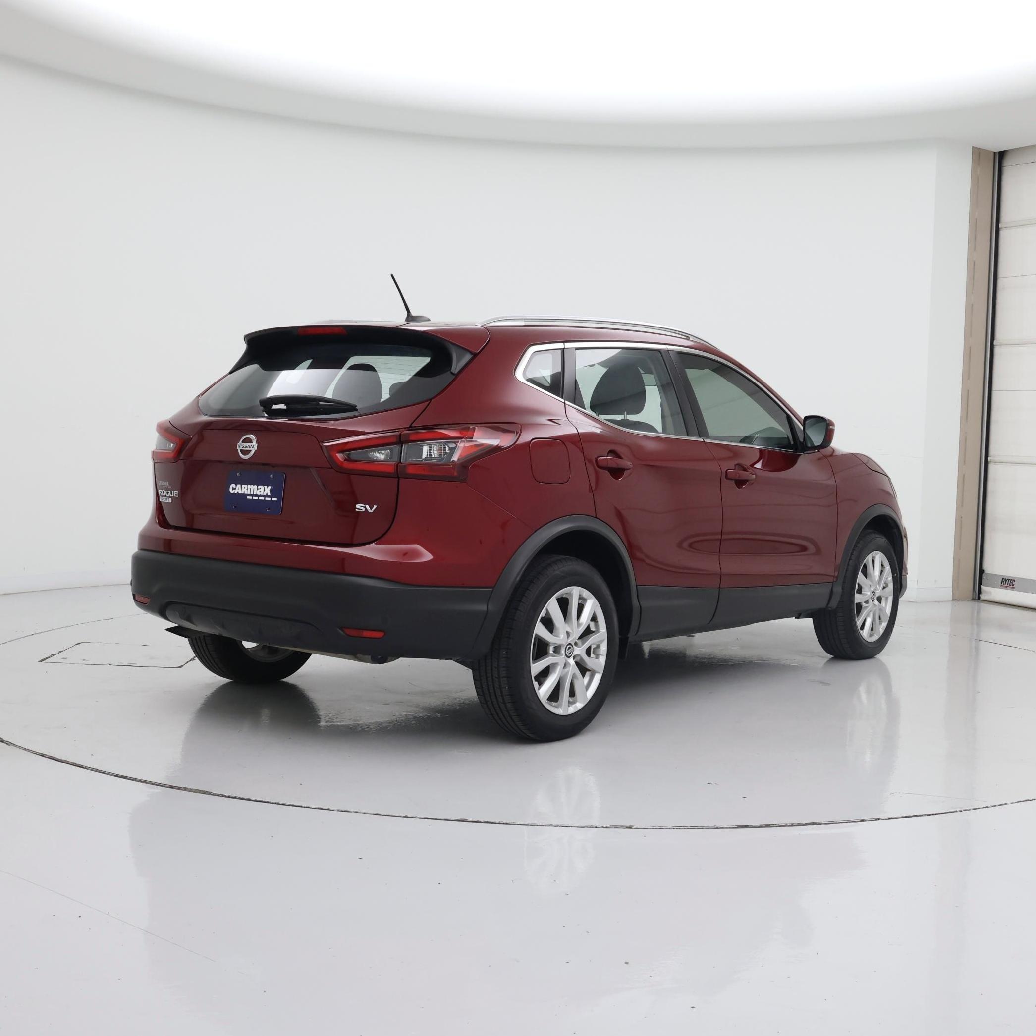 Thumbnail: 2020 Nissan Rogue Sport - 8