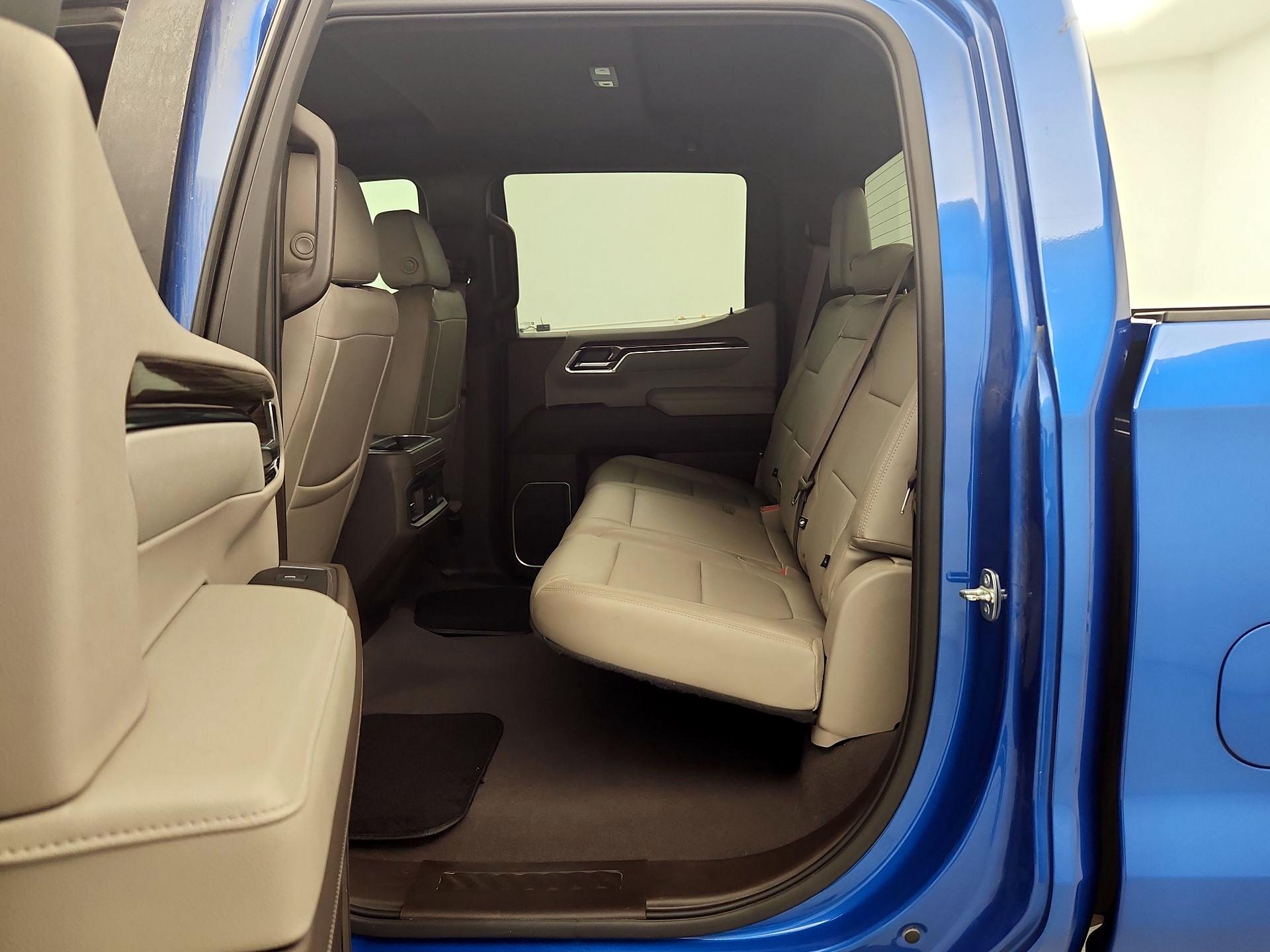 Thumbnail: 2023 Chevrolet Silverado 1500 - 19