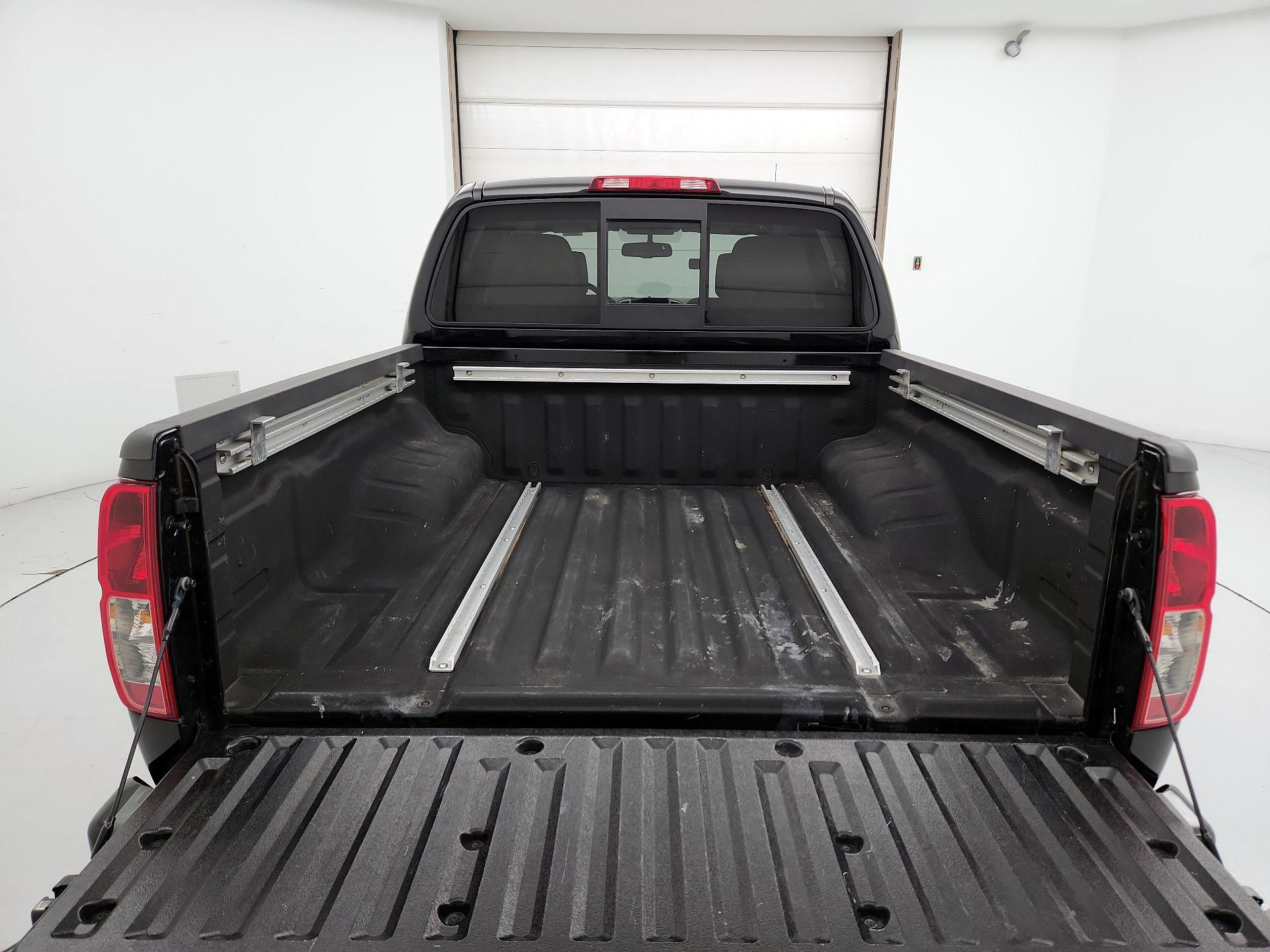 Thumbnail: 2021 Nissan Frontier - 20