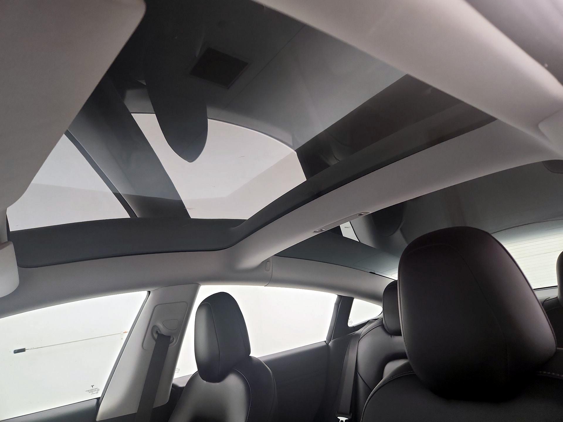 Thumbnail: 2018 Tesla Model 3 - 18
