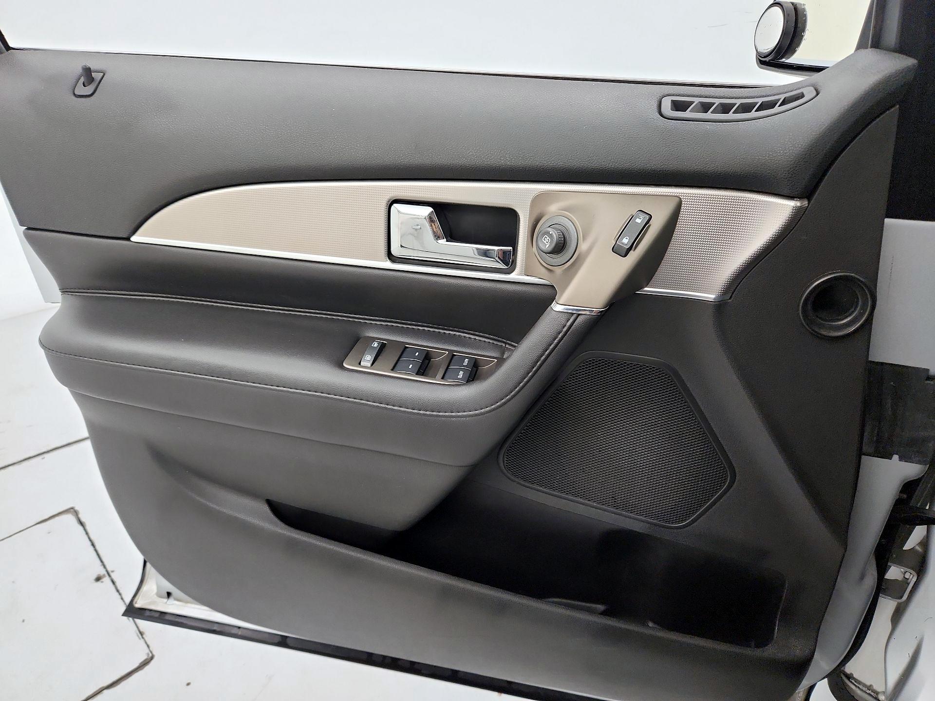 Thumbnail: 2015 Lincoln MKX - 12