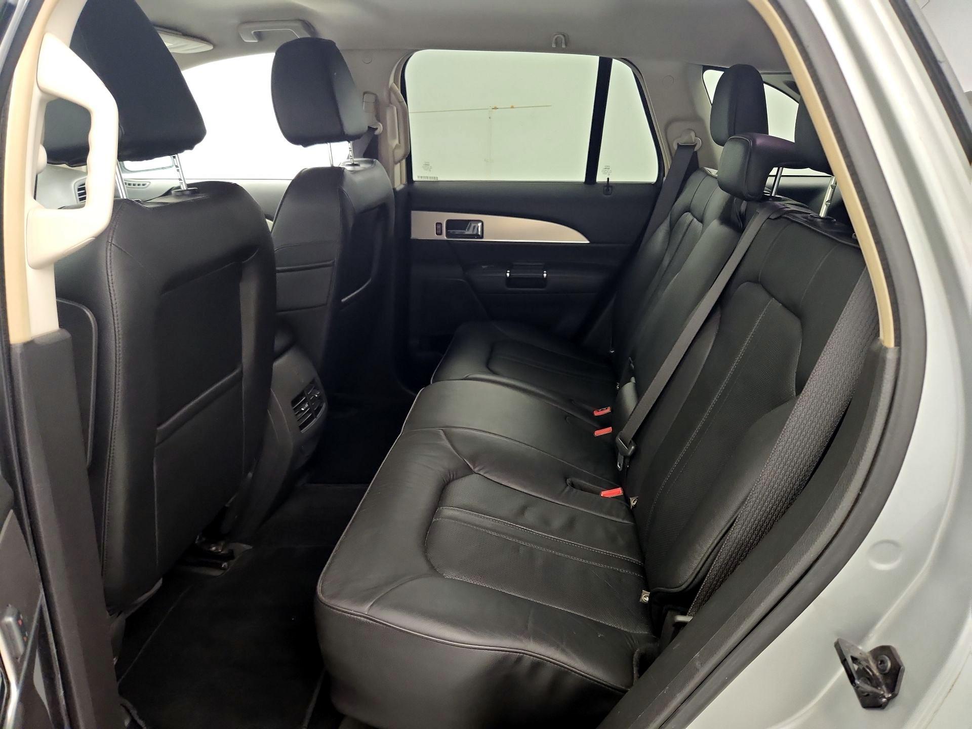 Thumbnail: 2015 Lincoln MKX - 19