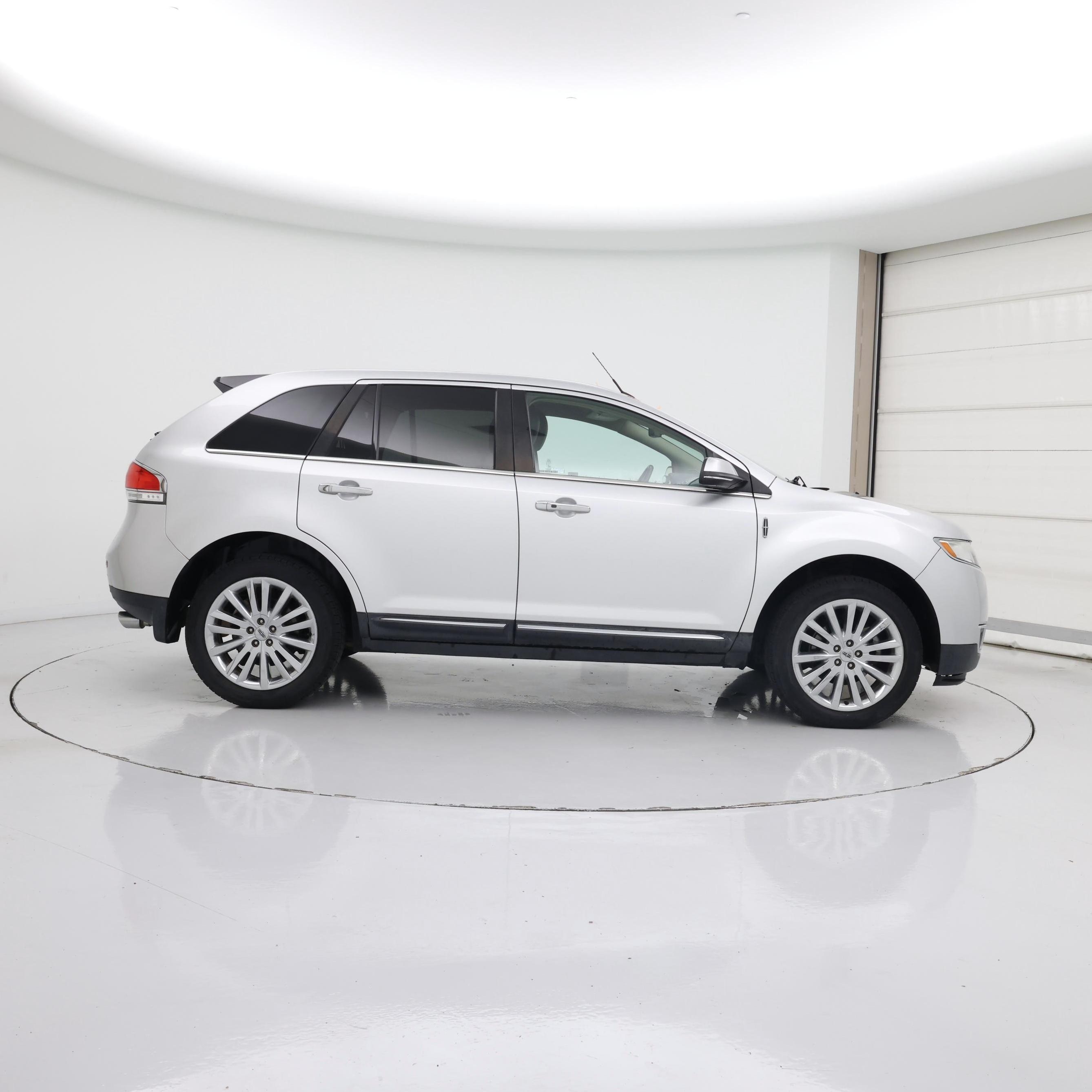 Thumbnail: 2015 Lincoln MKX - 7