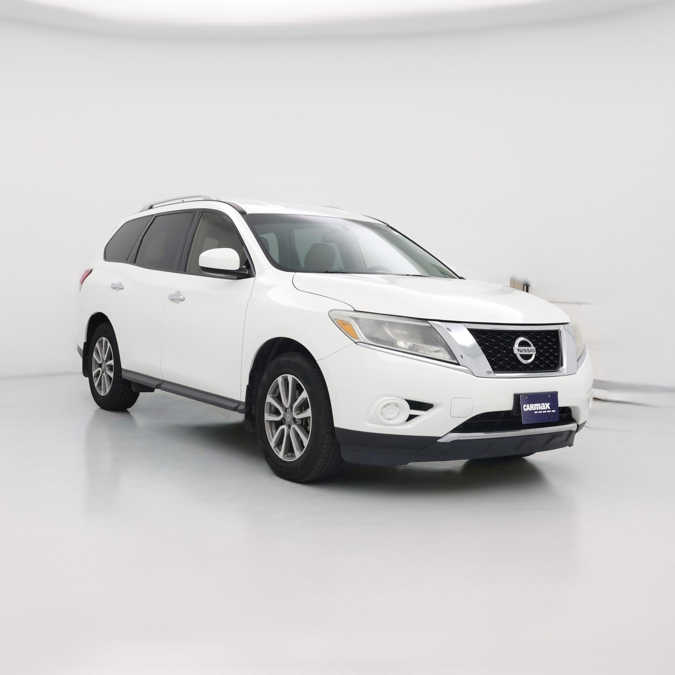 Thumbnail: 2016 Nissan Pathfinder - 1