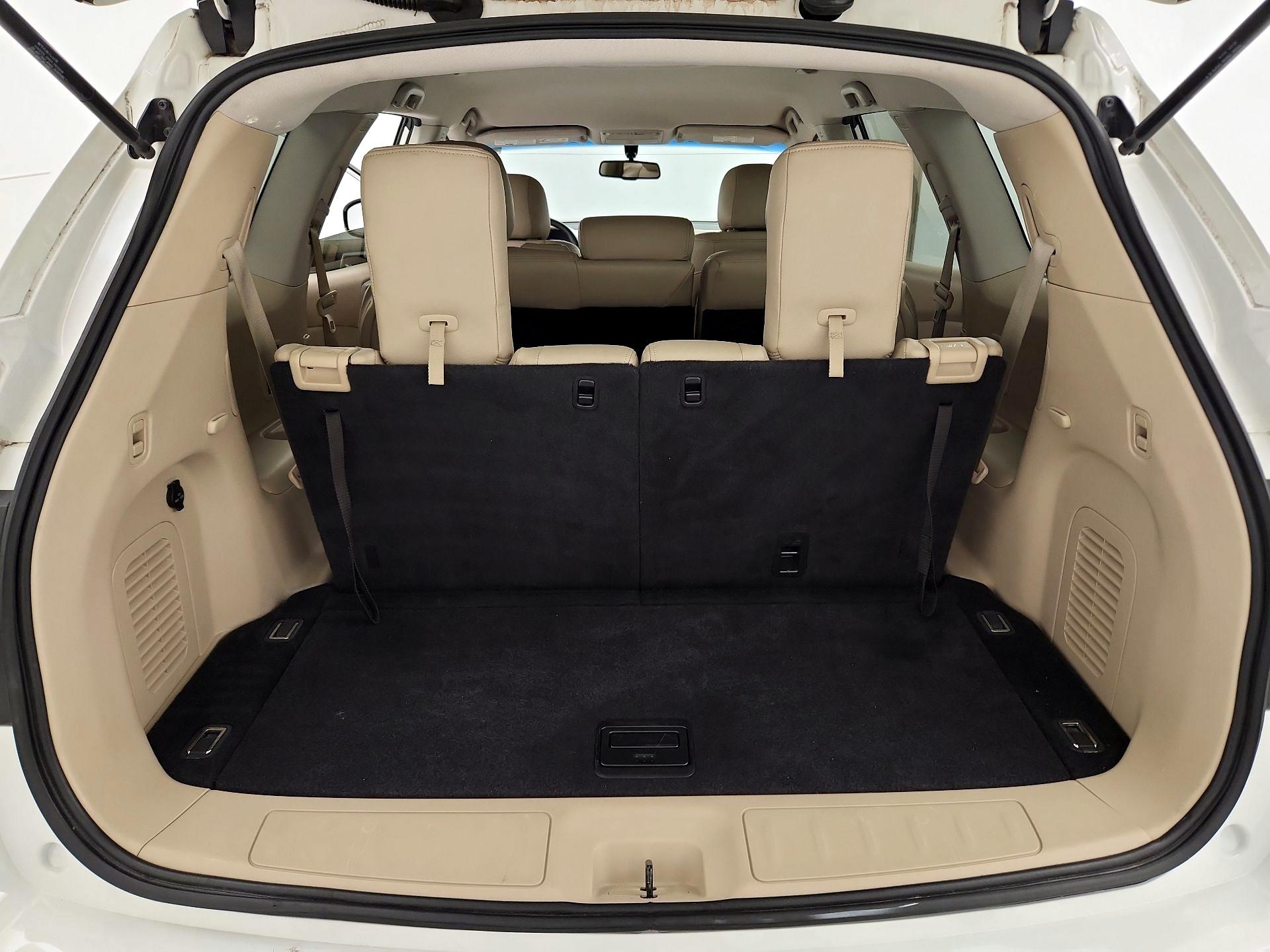 Thumbnail: 2016 Nissan Pathfinder - 19