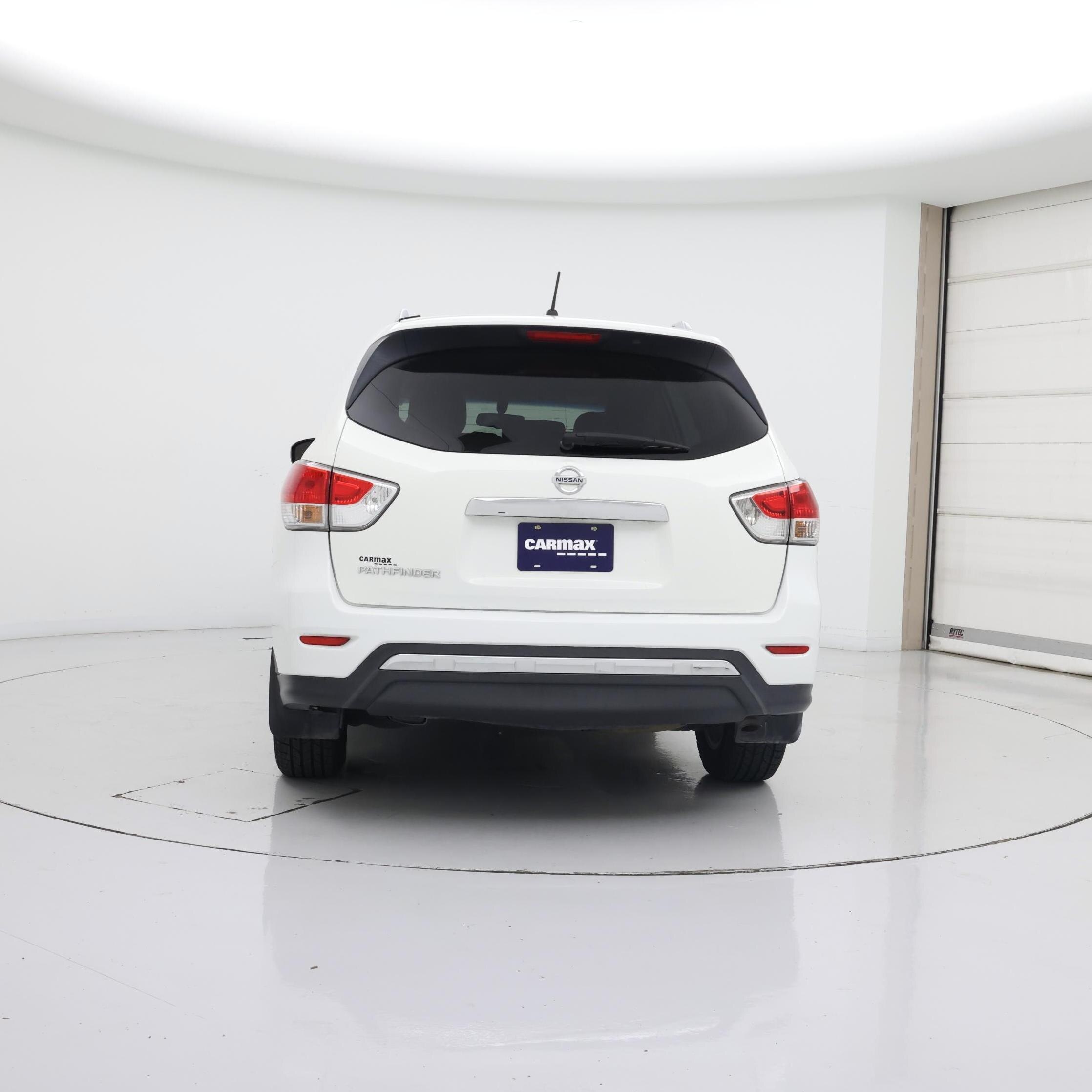 Thumbnail: 2016 Nissan Pathfinder - 6