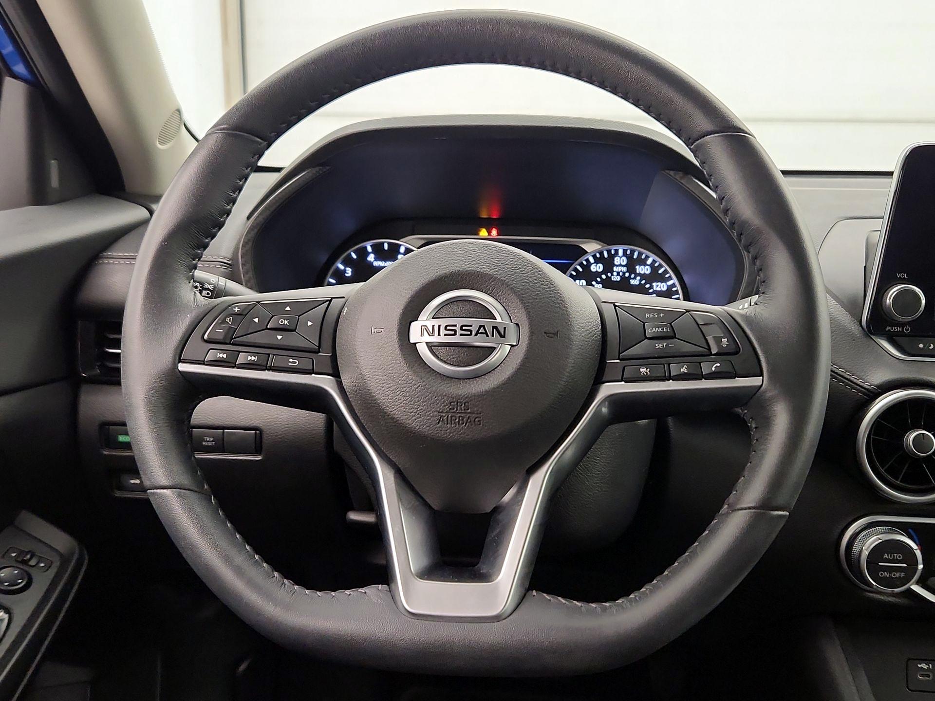 Thumbnail: 2020 Nissan Sentra - 10