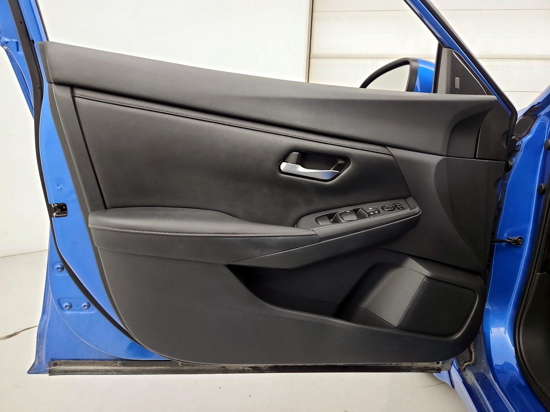 Thumbnail: 2020 Nissan Sentra - 12