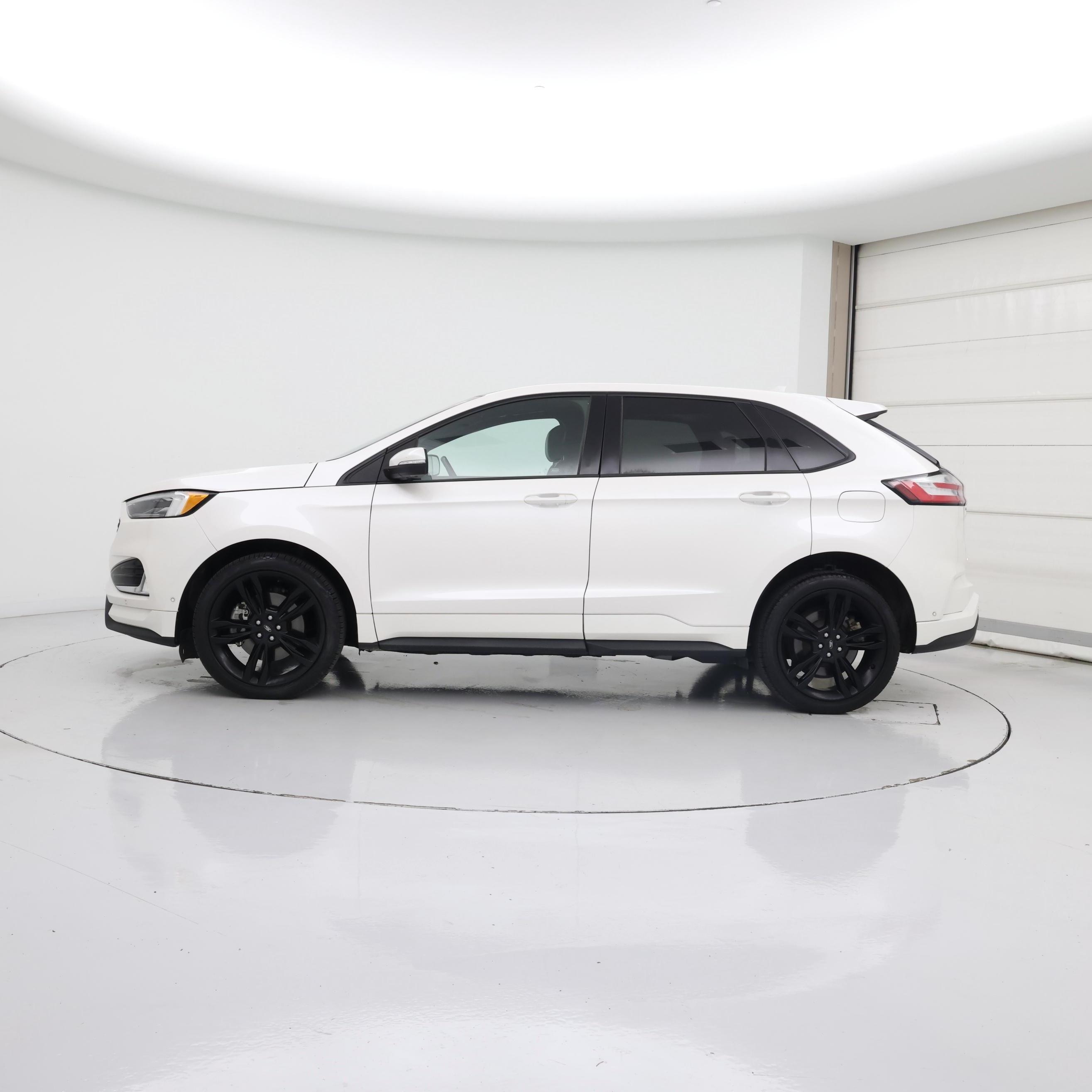 Thumbnail: 2019 Ford Edge - 3