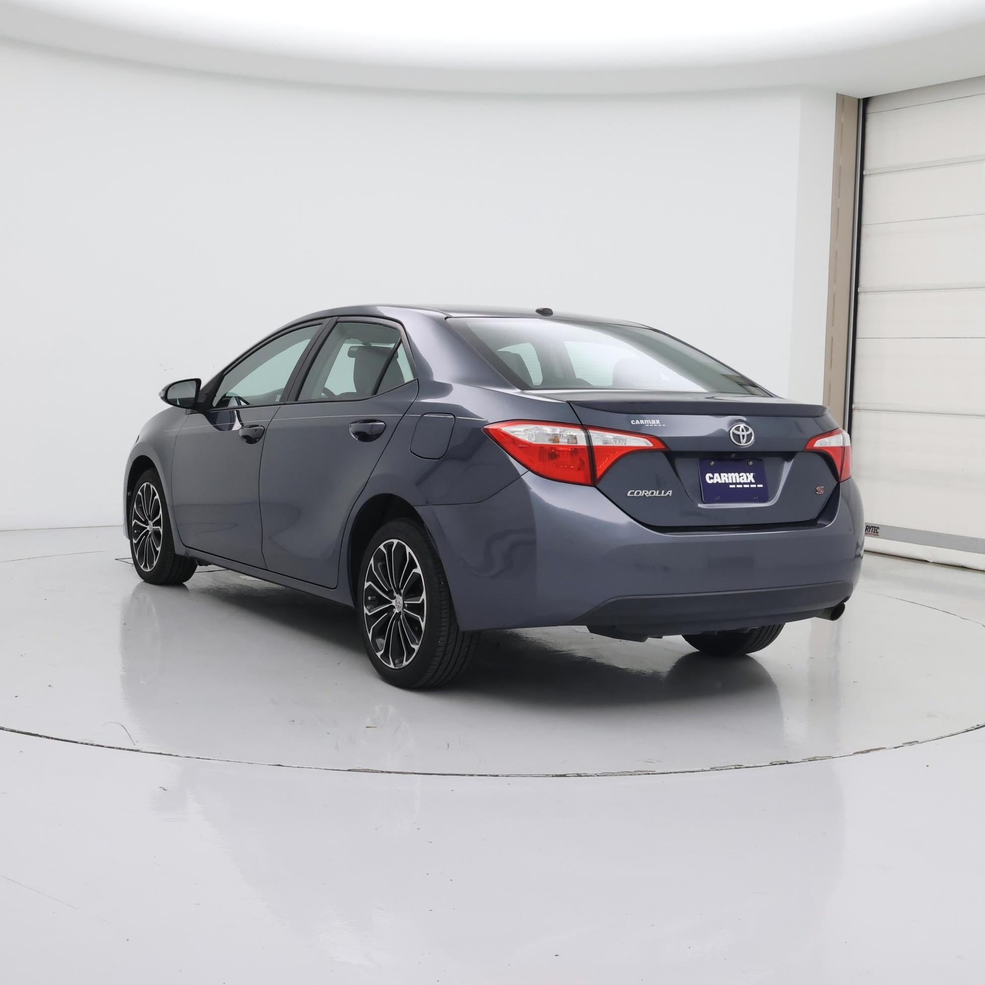 Thumbnail: 2016 Toyota Corolla - 2
