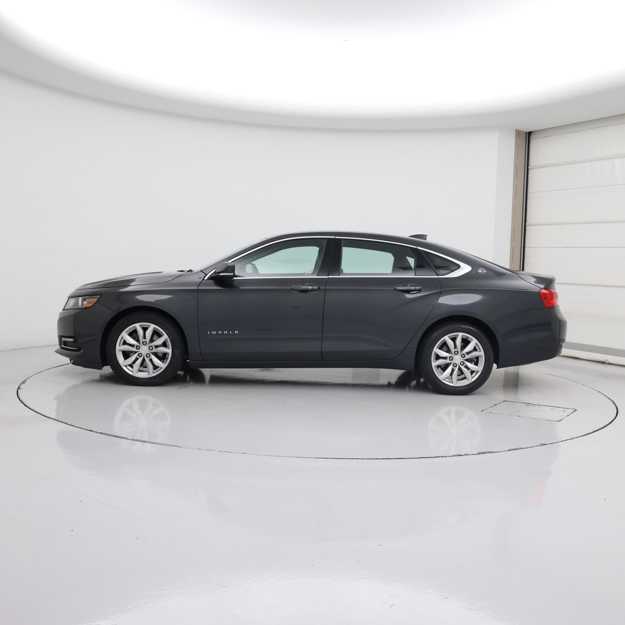 Thumbnail: 2019 Chevrolet Impala - 3
