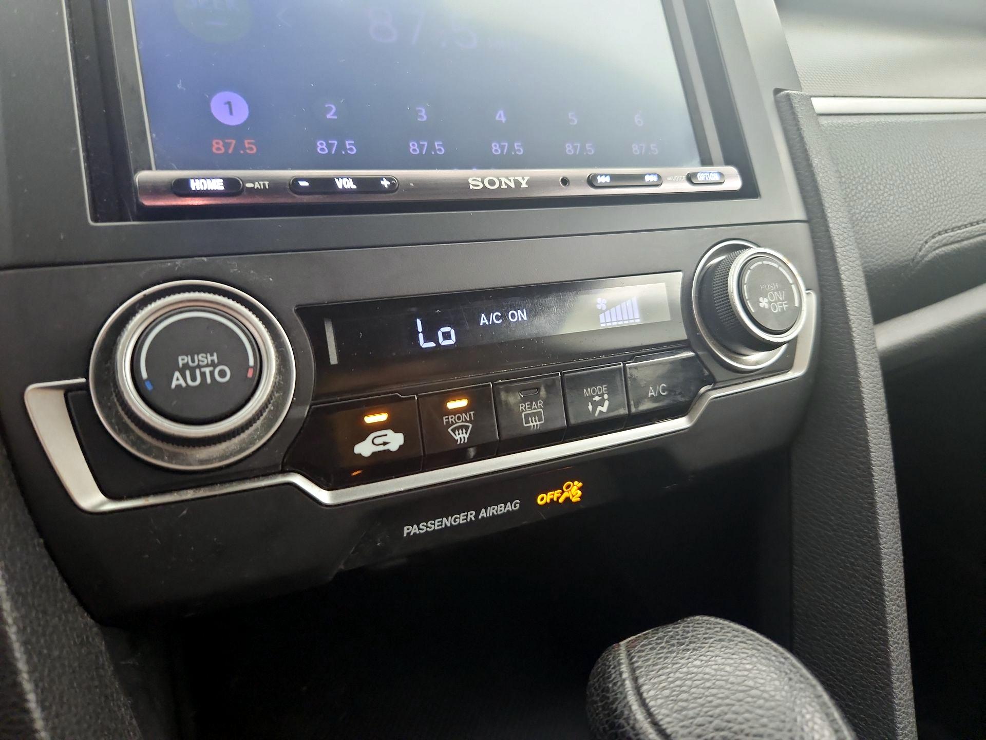 Thumbnail: 2016 Honda Civic - 16