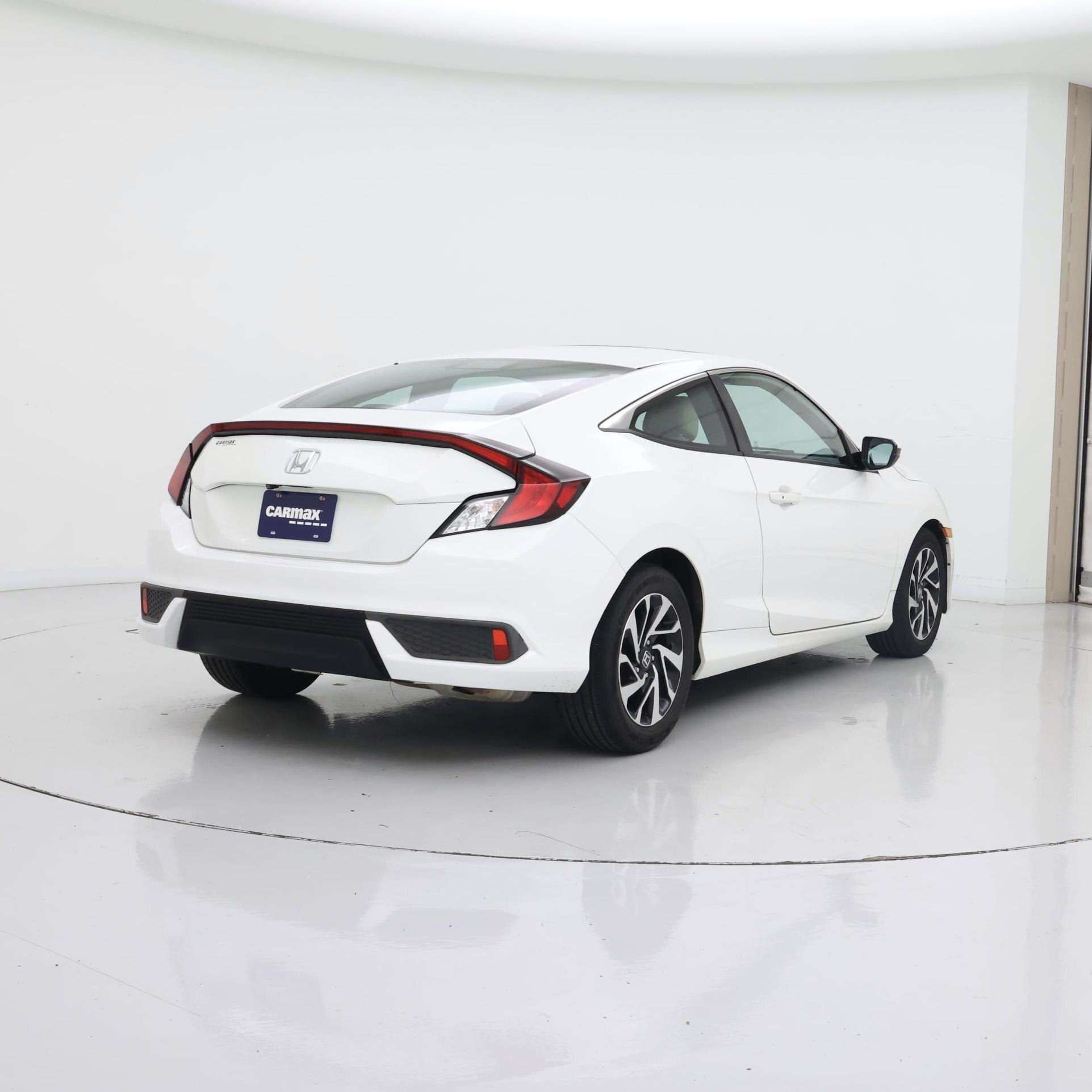 Thumbnail: 2016 Honda Civic - 8