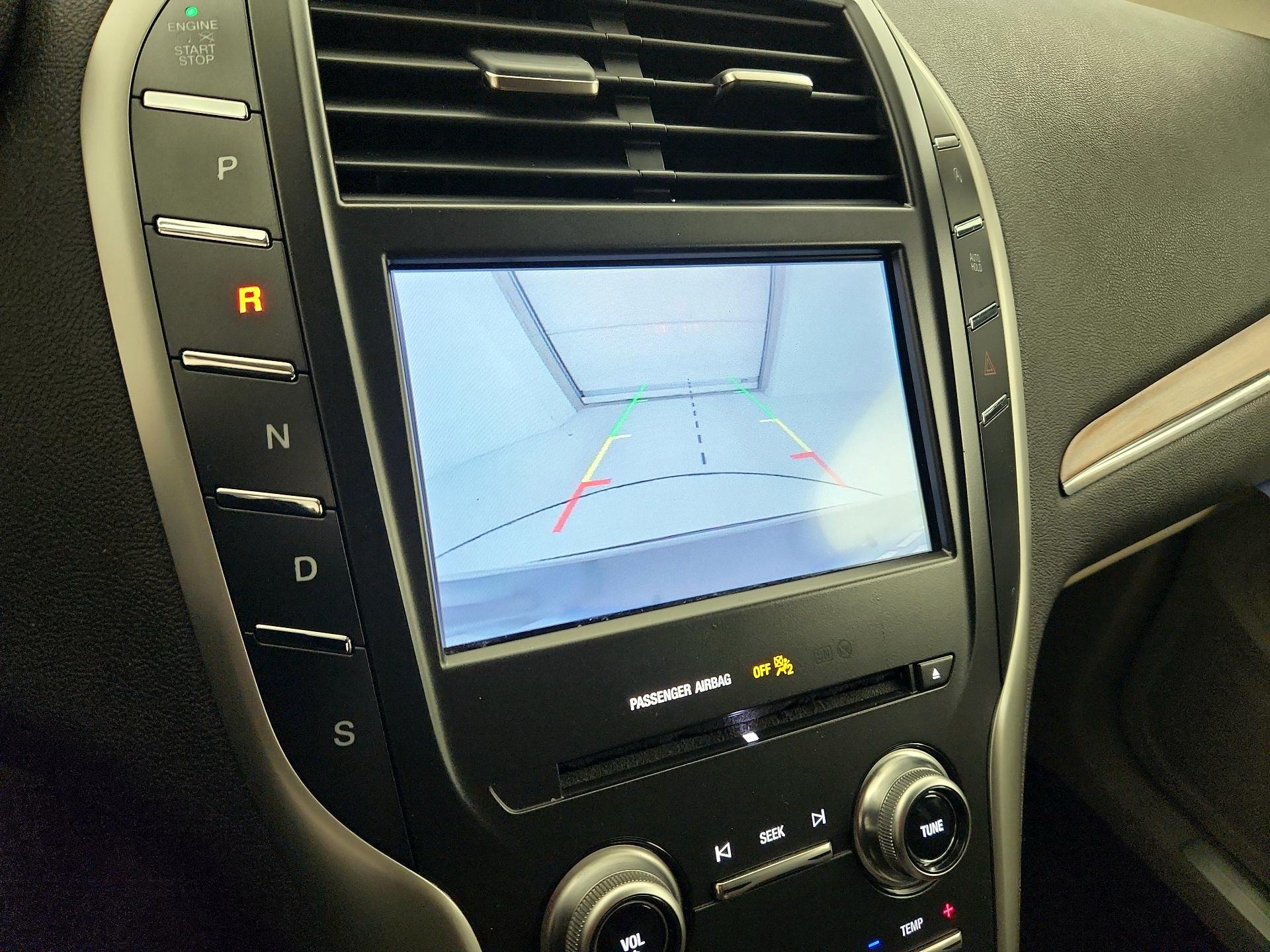 Thumbnail: 2019 Lincoln MKC - 15