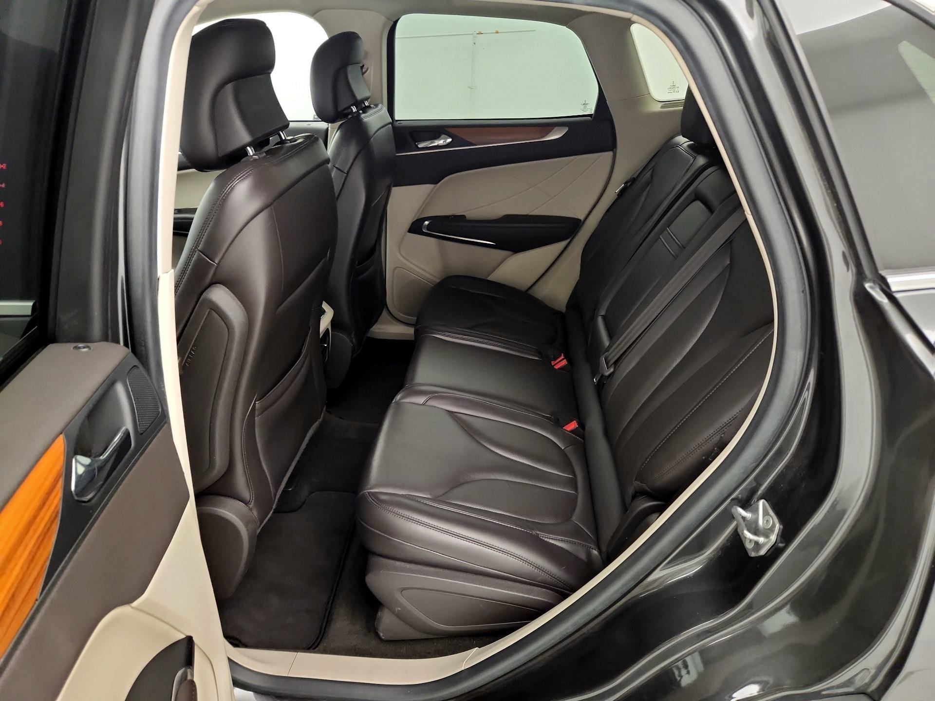 Thumbnail: 2019 Lincoln MKC - 20