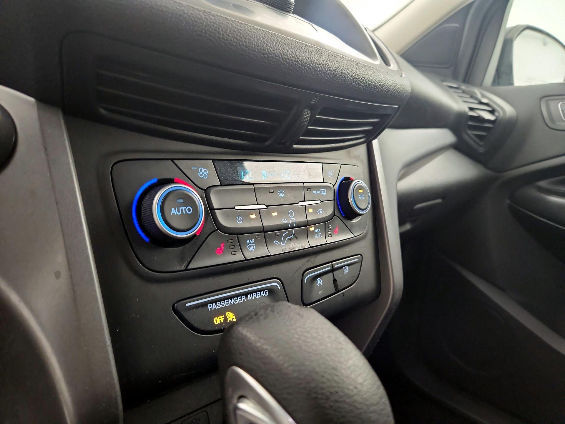 Thumbnail: 2019 Ford Escape - 16