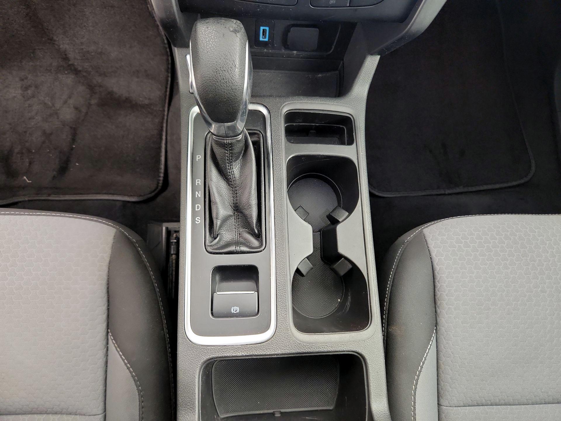 Thumbnail: 2019 Ford Escape - 17