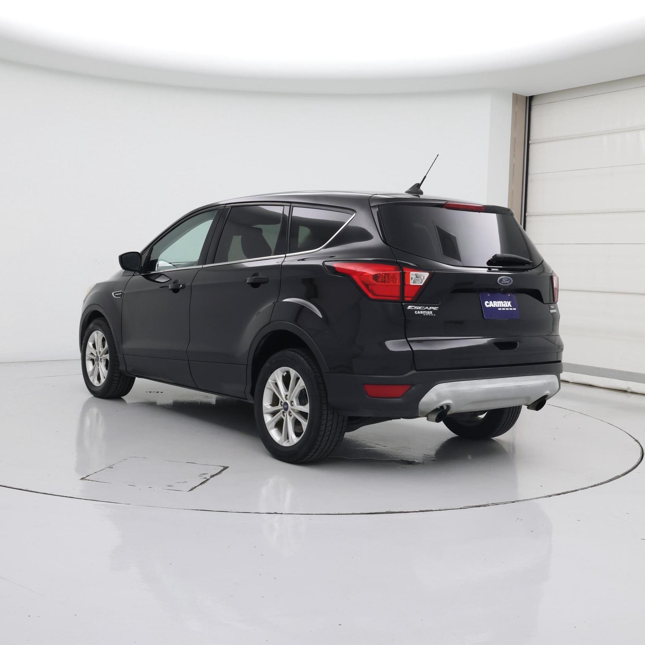 Thumbnail: 2019 Ford Escape - 2