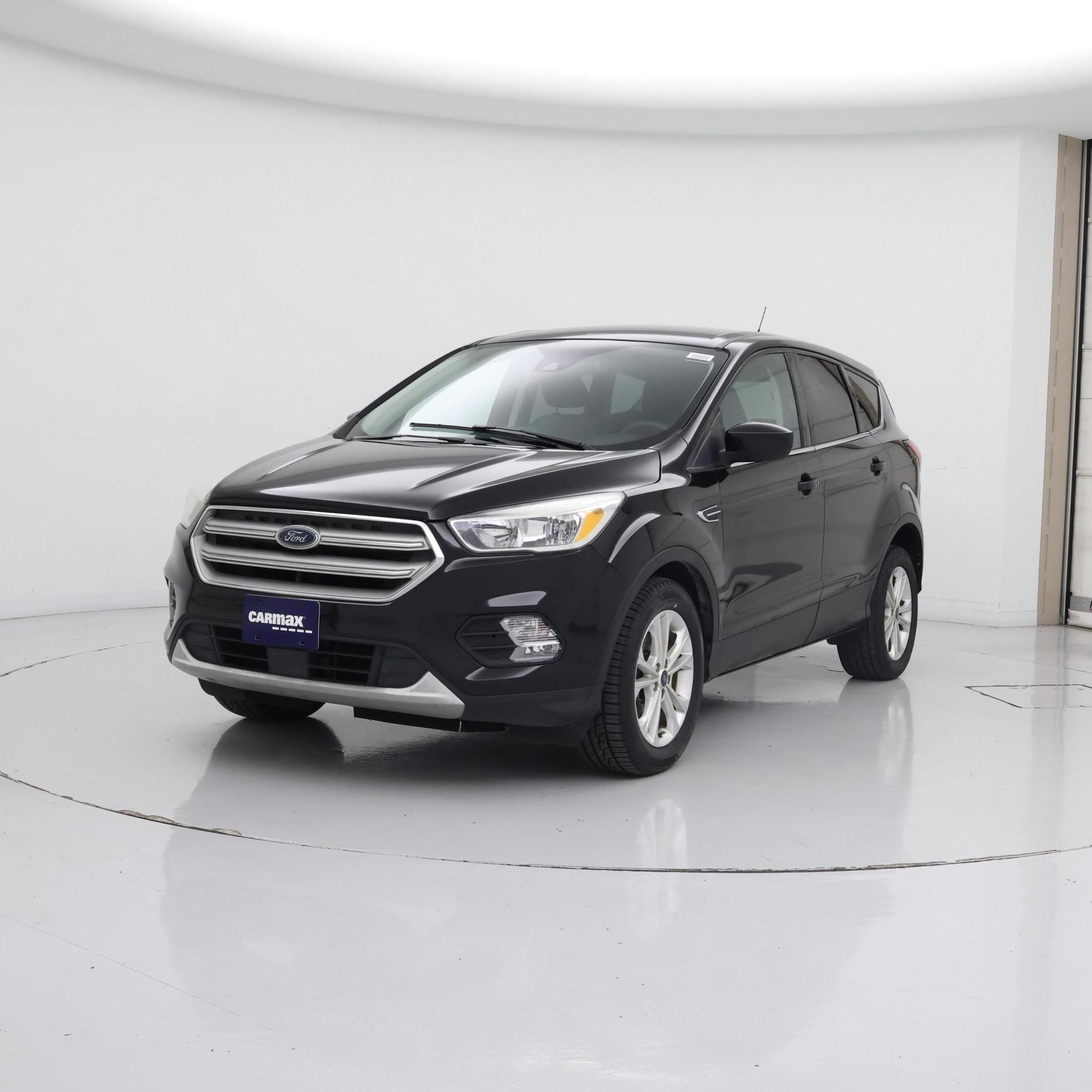 Thumbnail: 2019 Ford Escape - 4