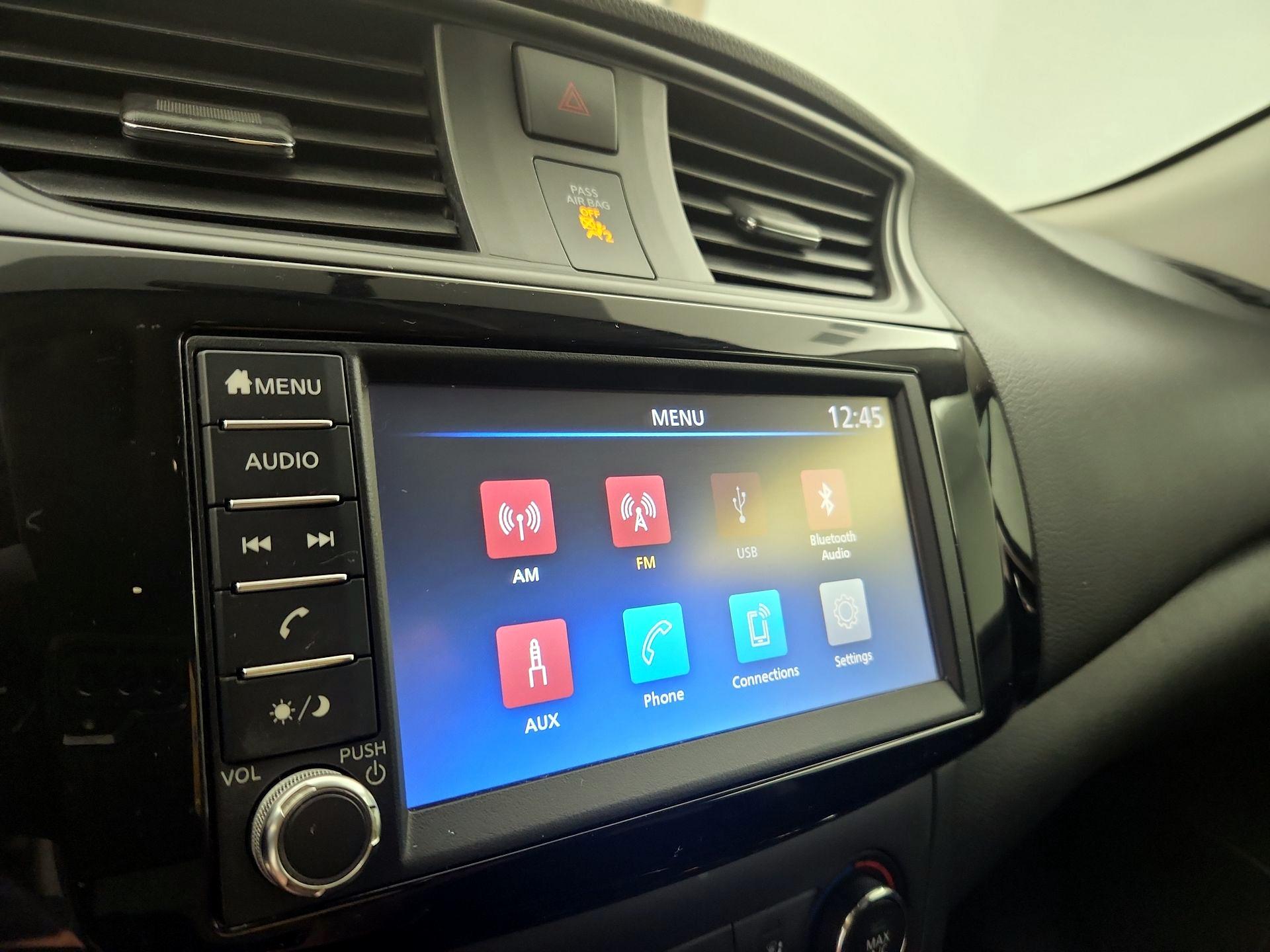 Thumbnail: 2019 Nissan Sentra - 15