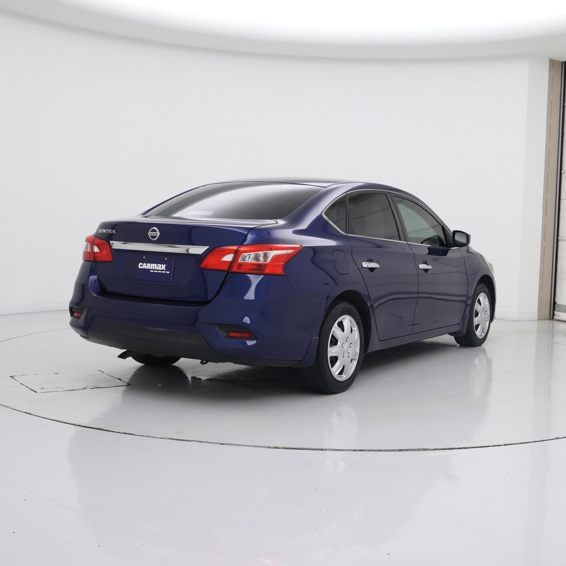 Thumbnail: 2019 Nissan Sentra - 8