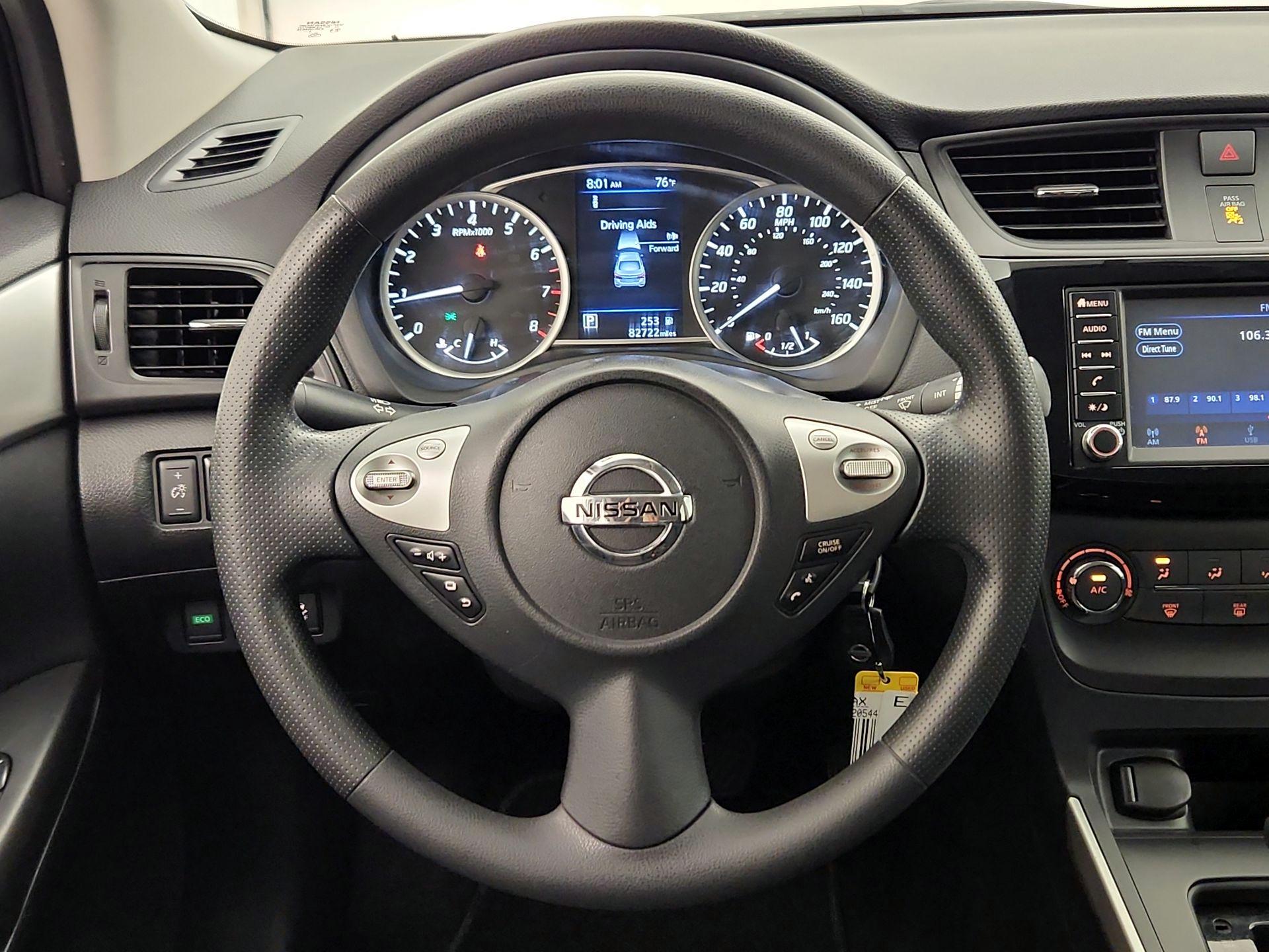Thumbnail: 2019 Nissan Sentra - 10
