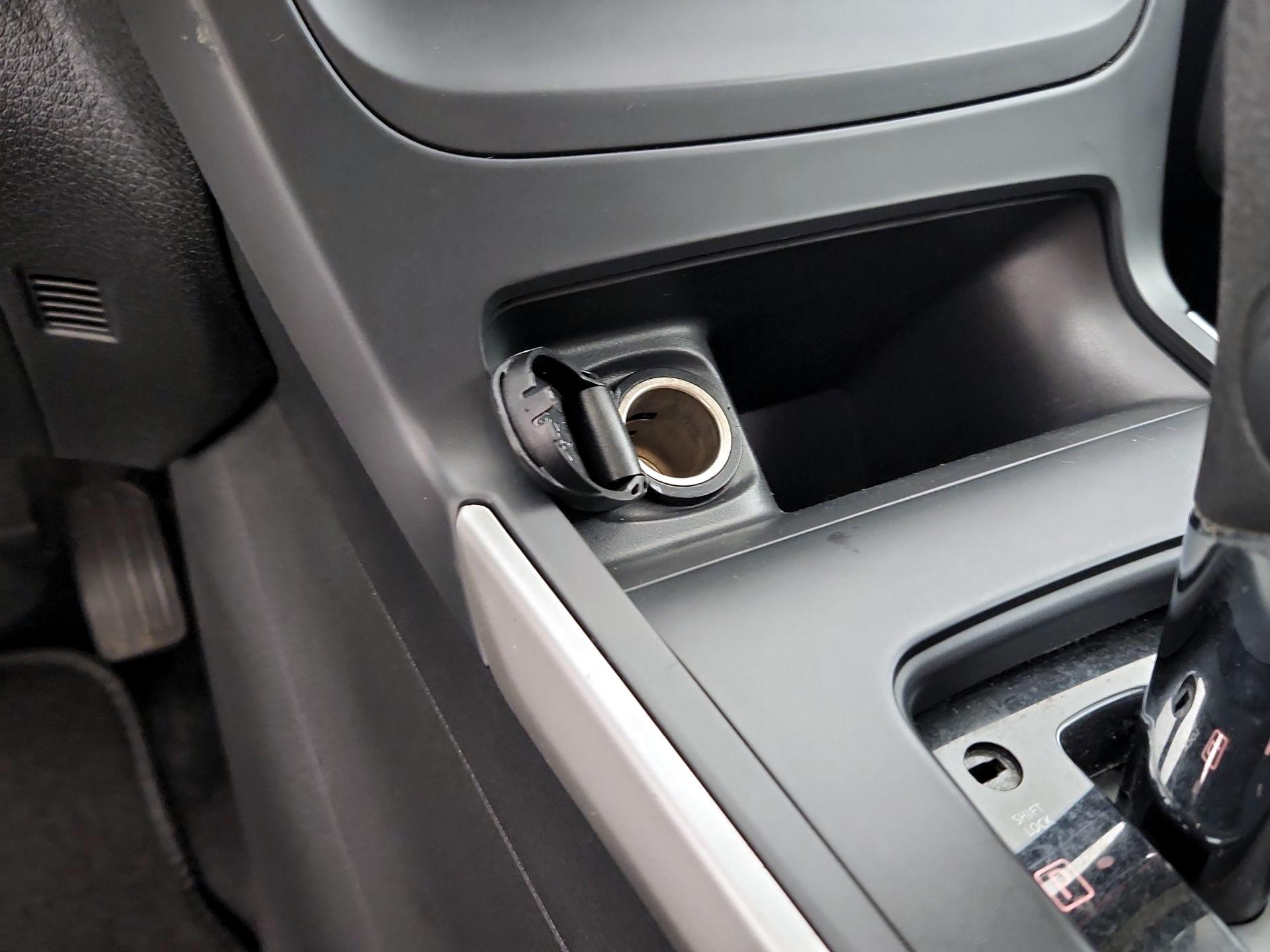 Thumbnail: 2019 Nissan Sentra - 18