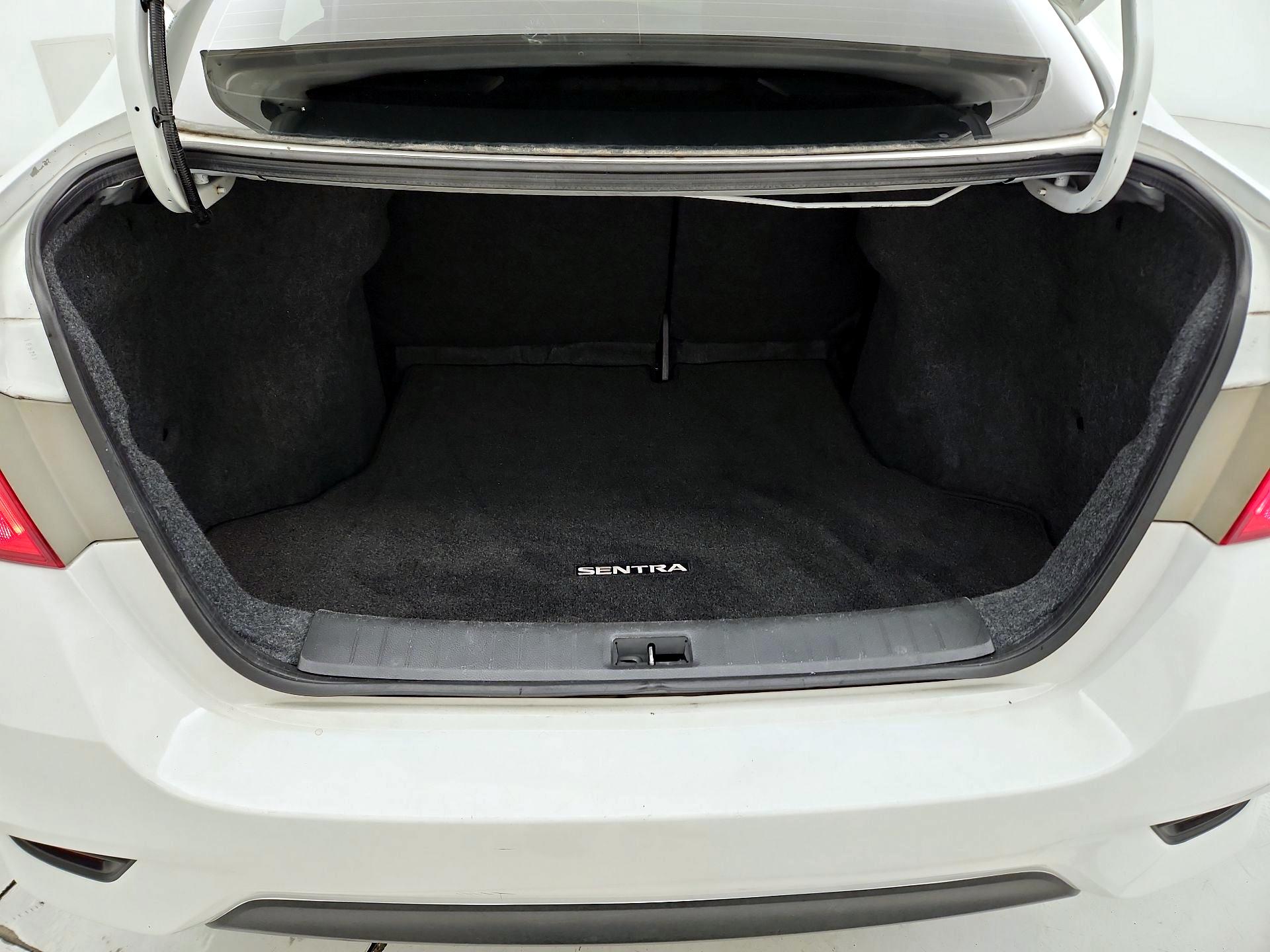 Thumbnail: 2019 Nissan Sentra - 20