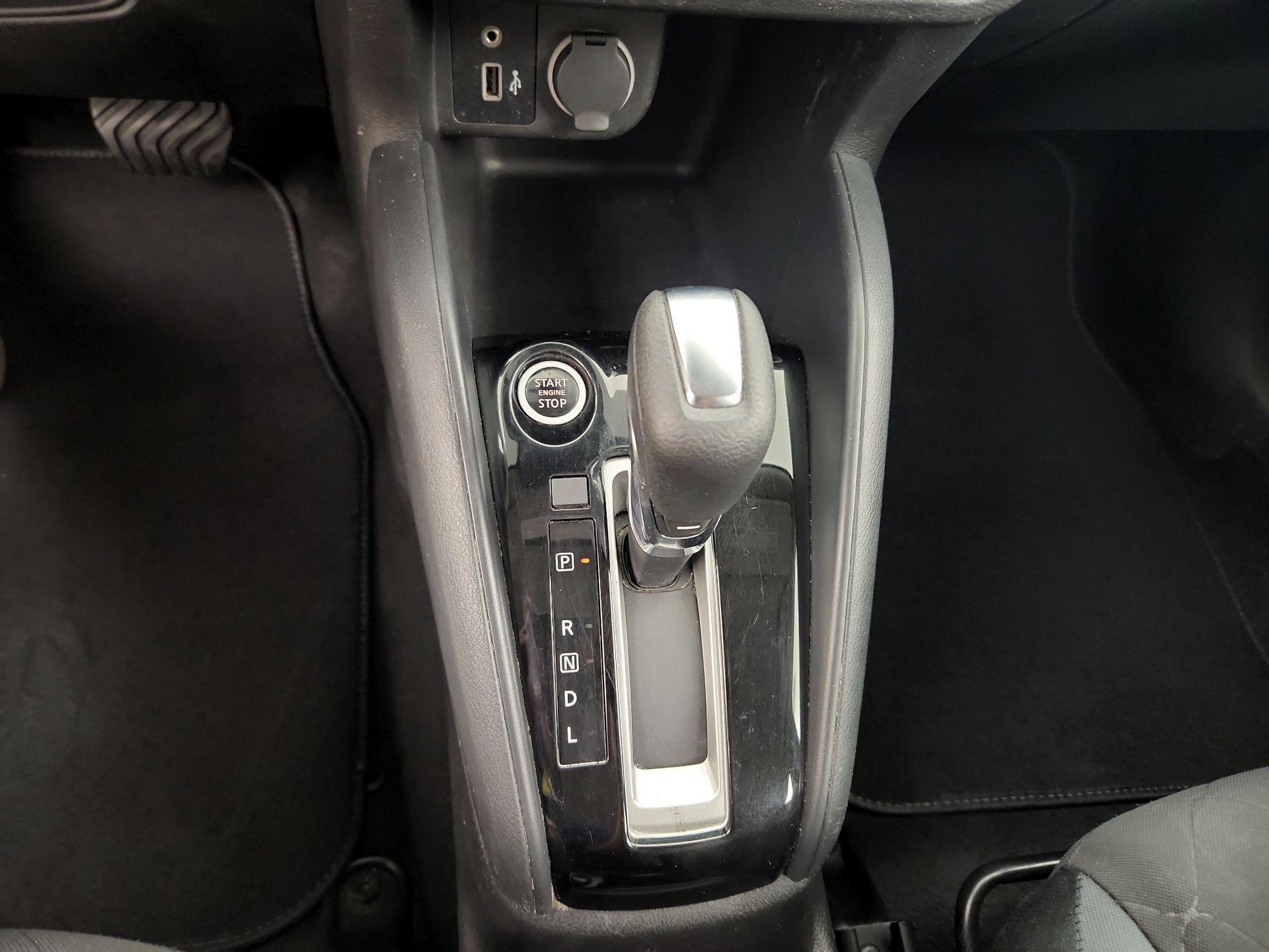Thumbnail: 2020 Nissan Kicks - 17