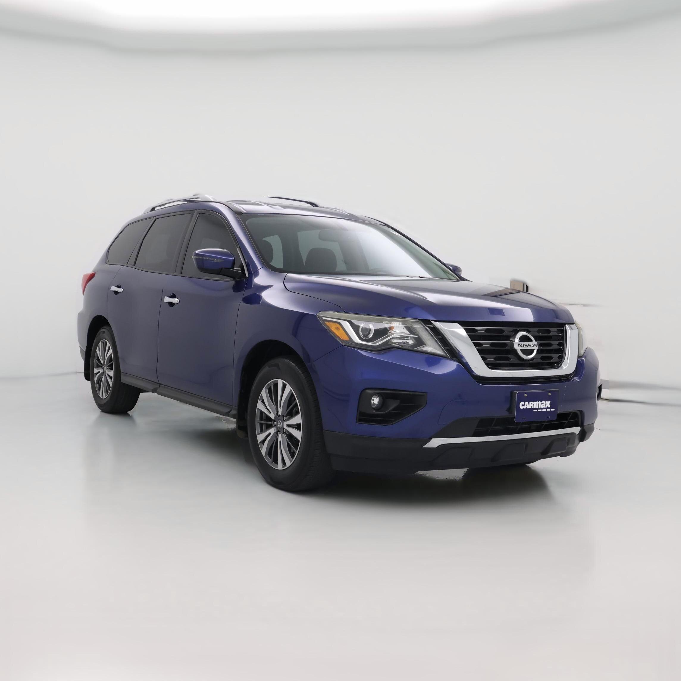 Thumbnail: 2017 Nissan Pathfinder - 1