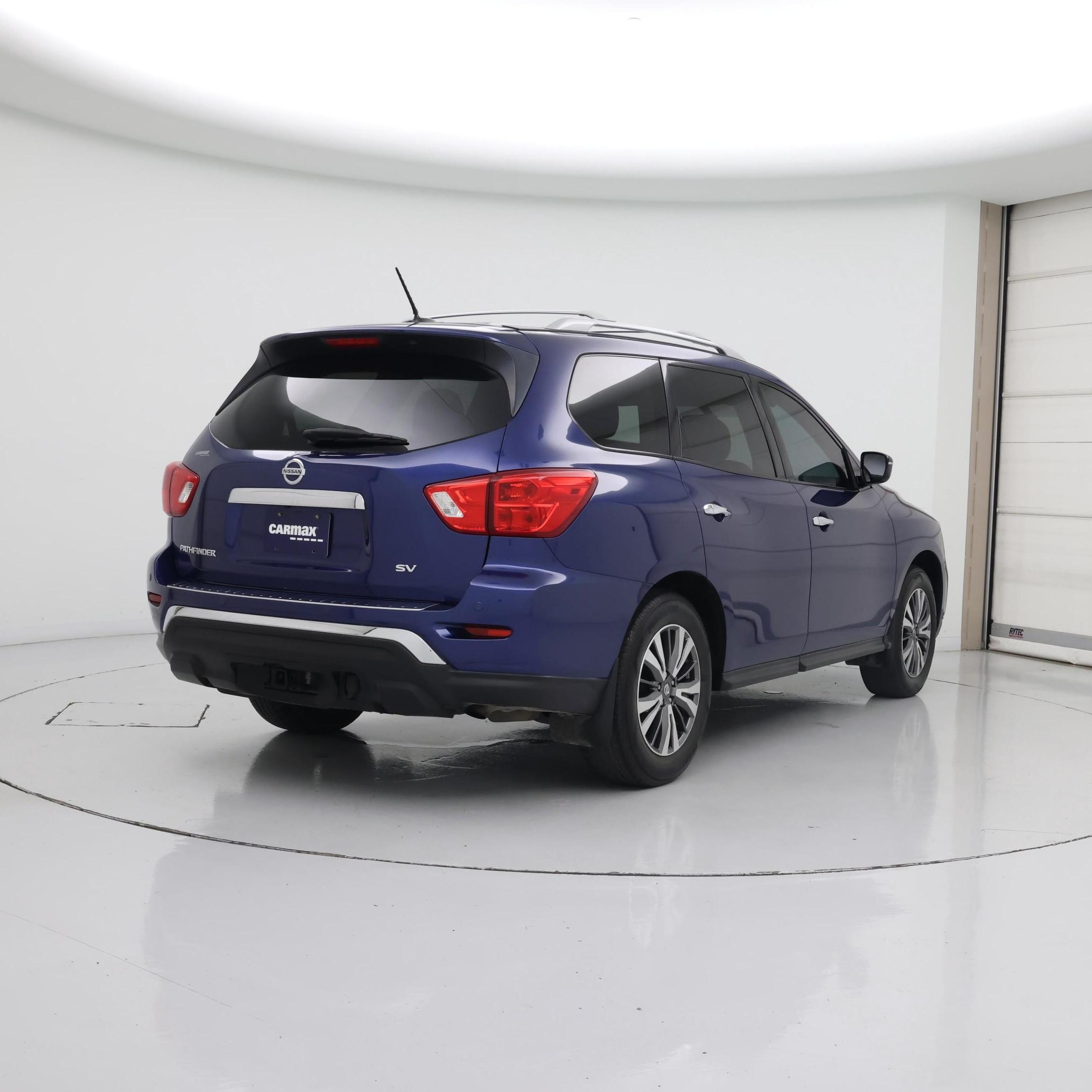 Thumbnail: 2017 Nissan Pathfinder - 8