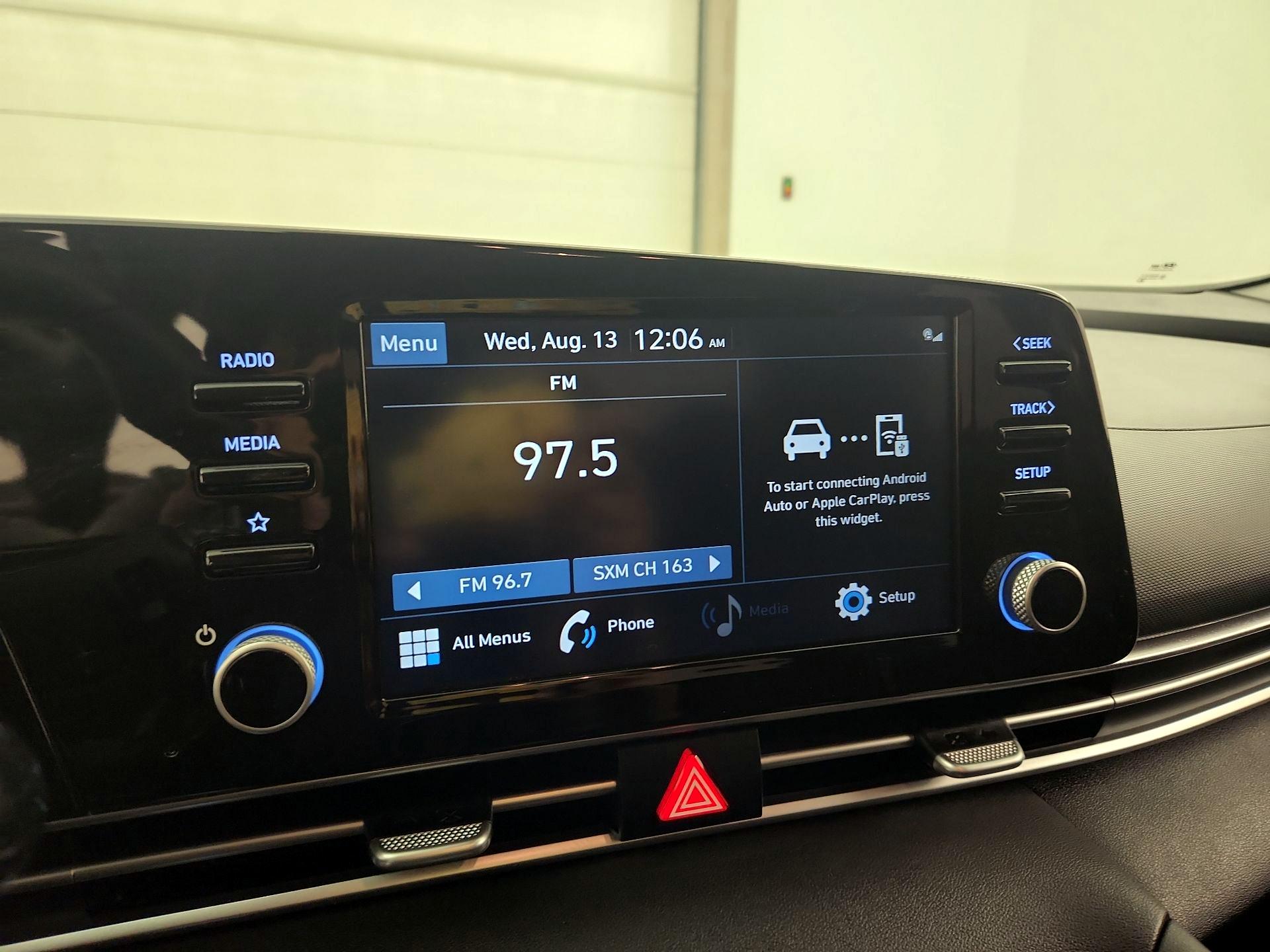 Thumbnail: 2021 Hyundai Elantra - 15