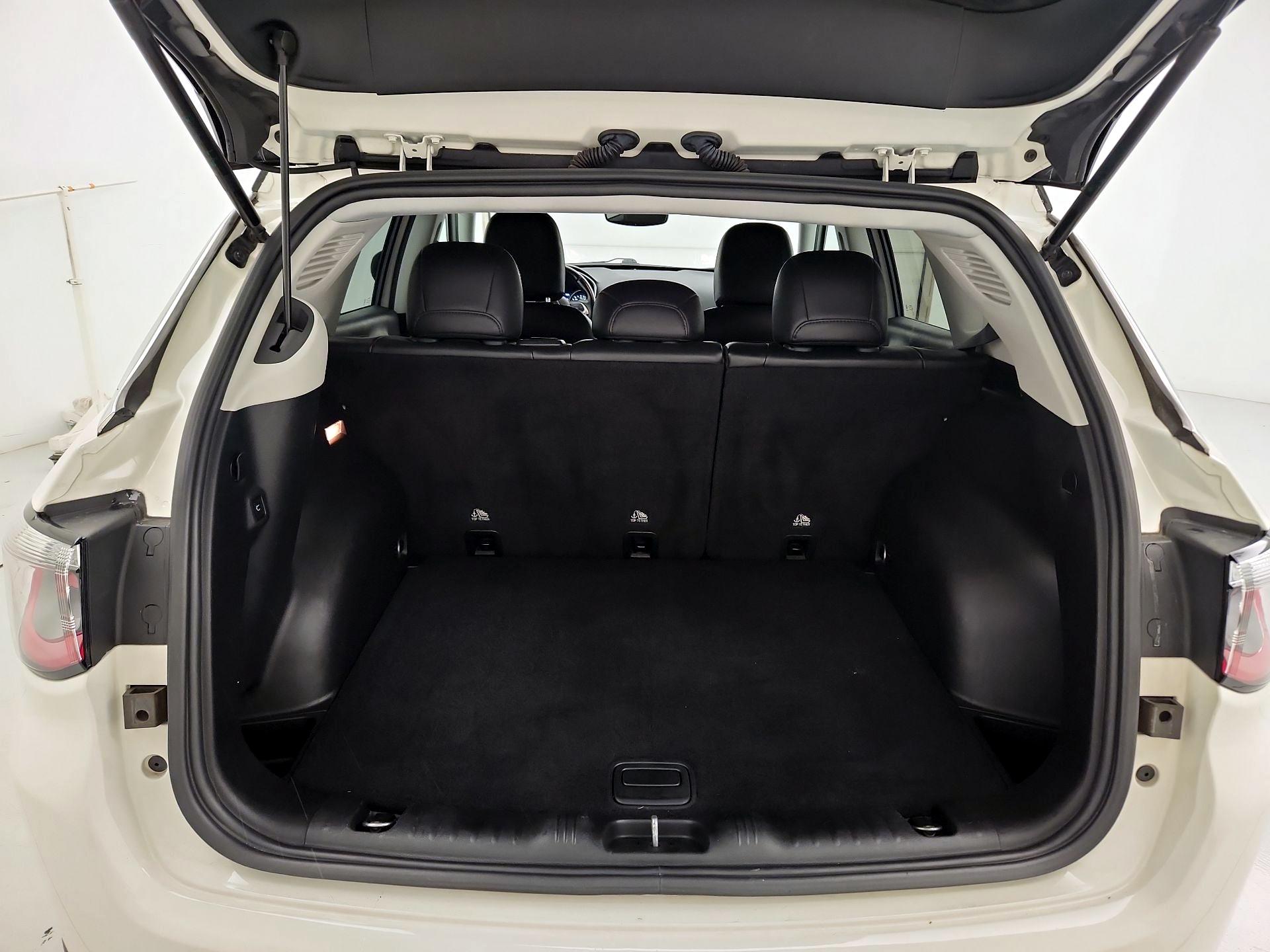 Thumbnail: 2021 Jeep Compass - 20