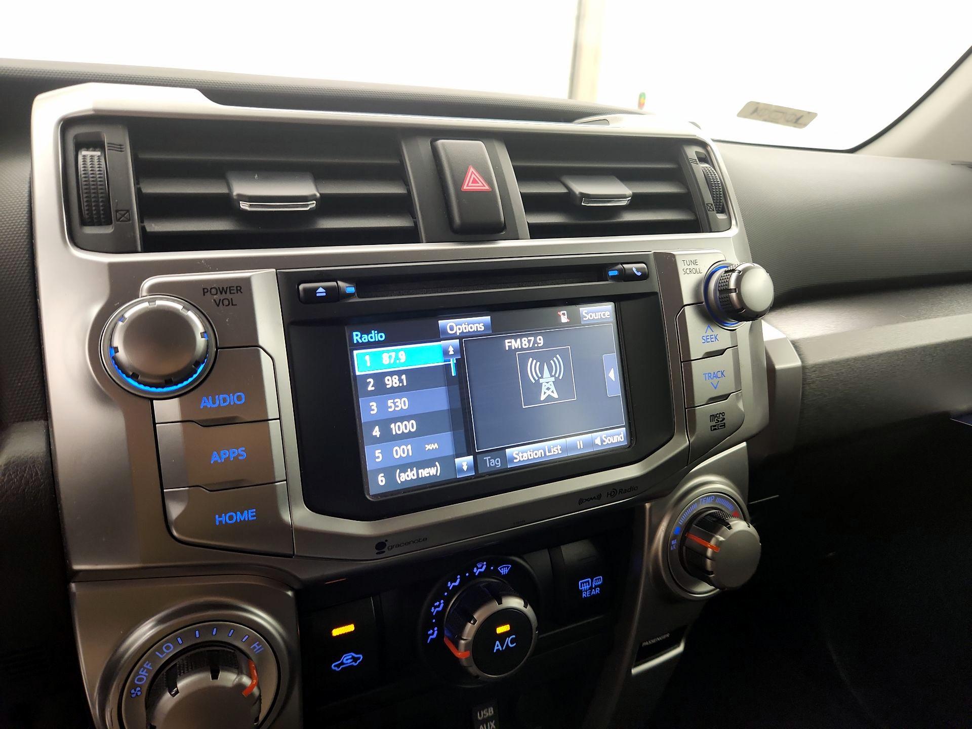Thumbnail: 2018 Toyota 4Runner - 16
