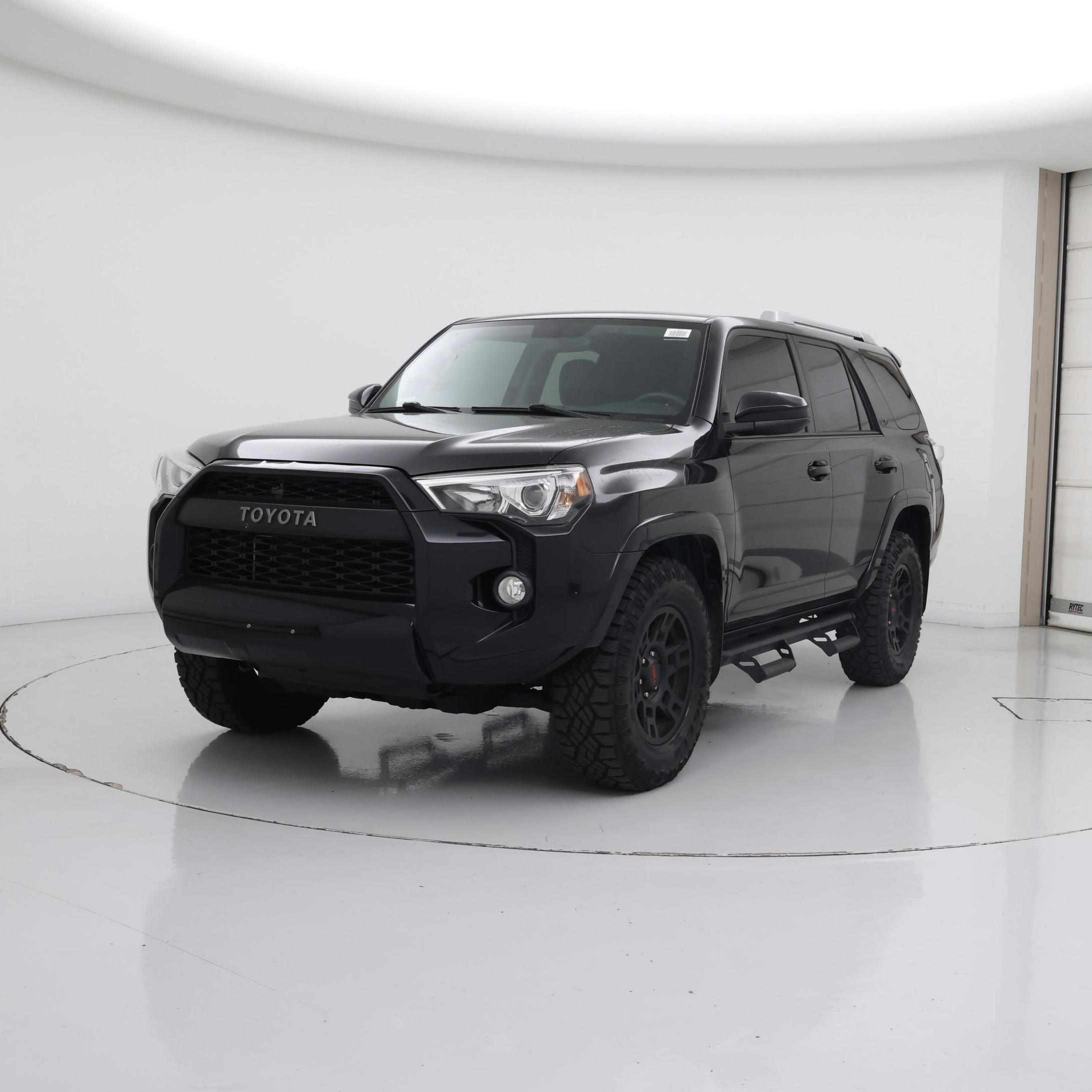Thumbnail: 2018 Toyota 4Runner - 4