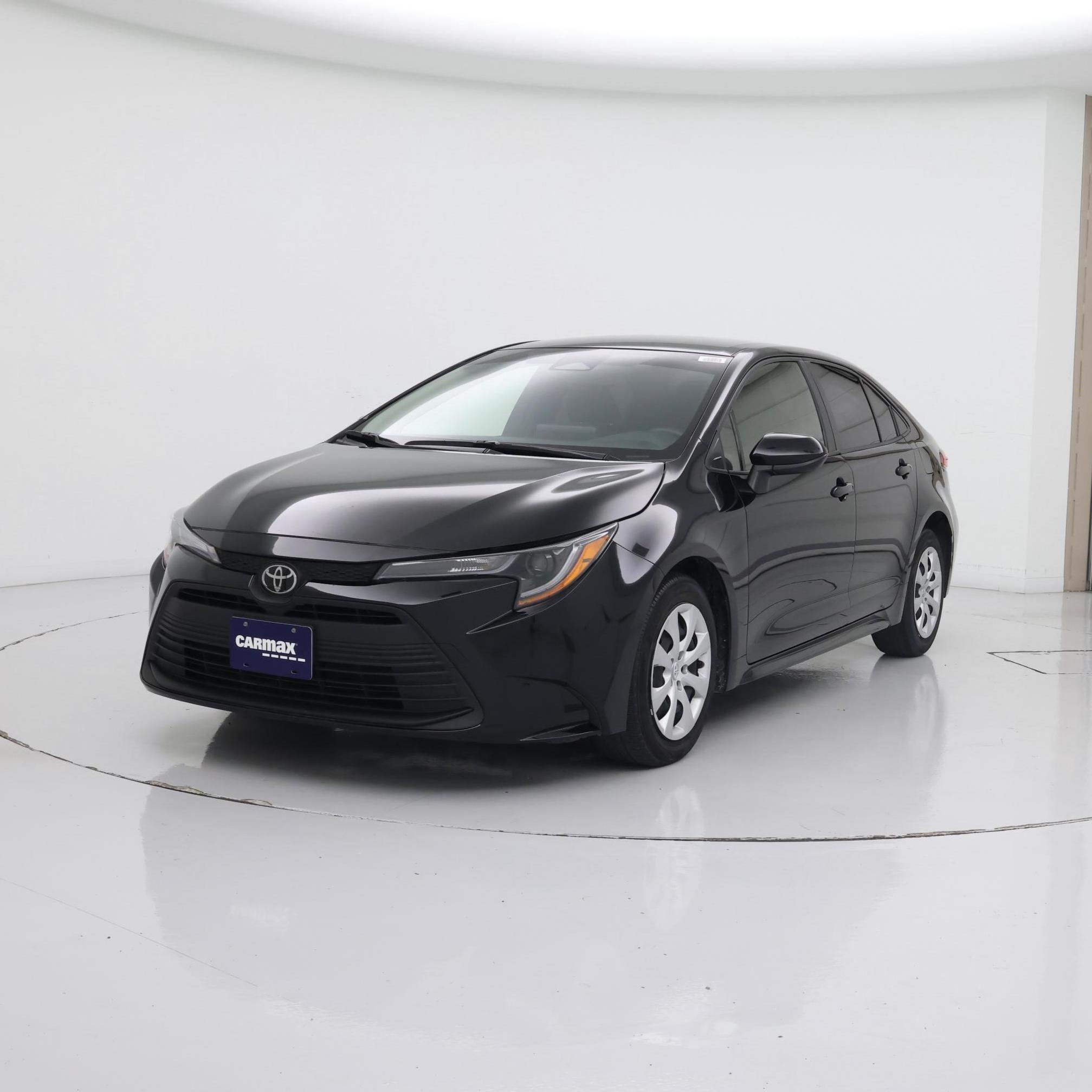 Thumbnail: 2023 Toyota Corolla - 4