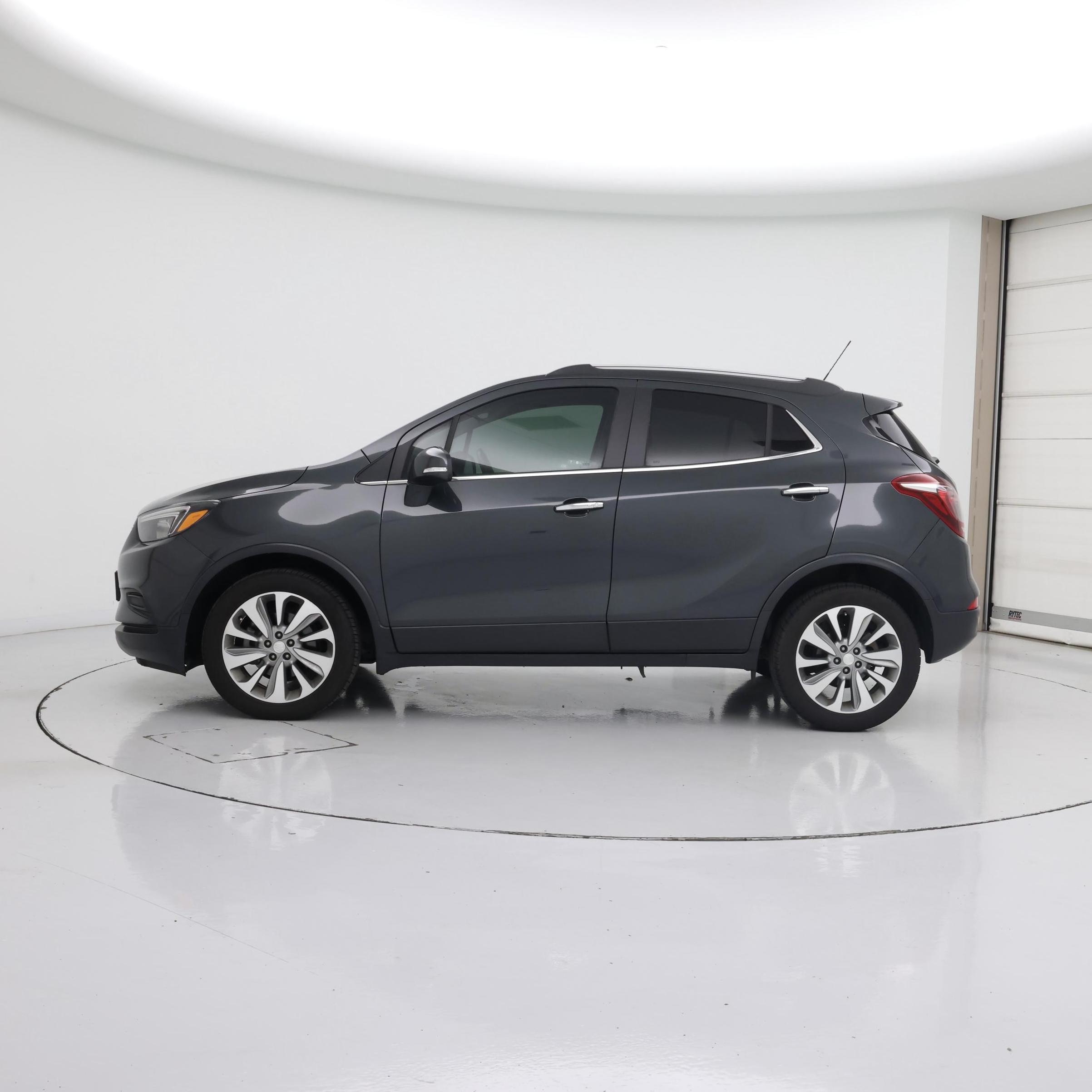 Thumbnail: 2018 Buick Encore - 3