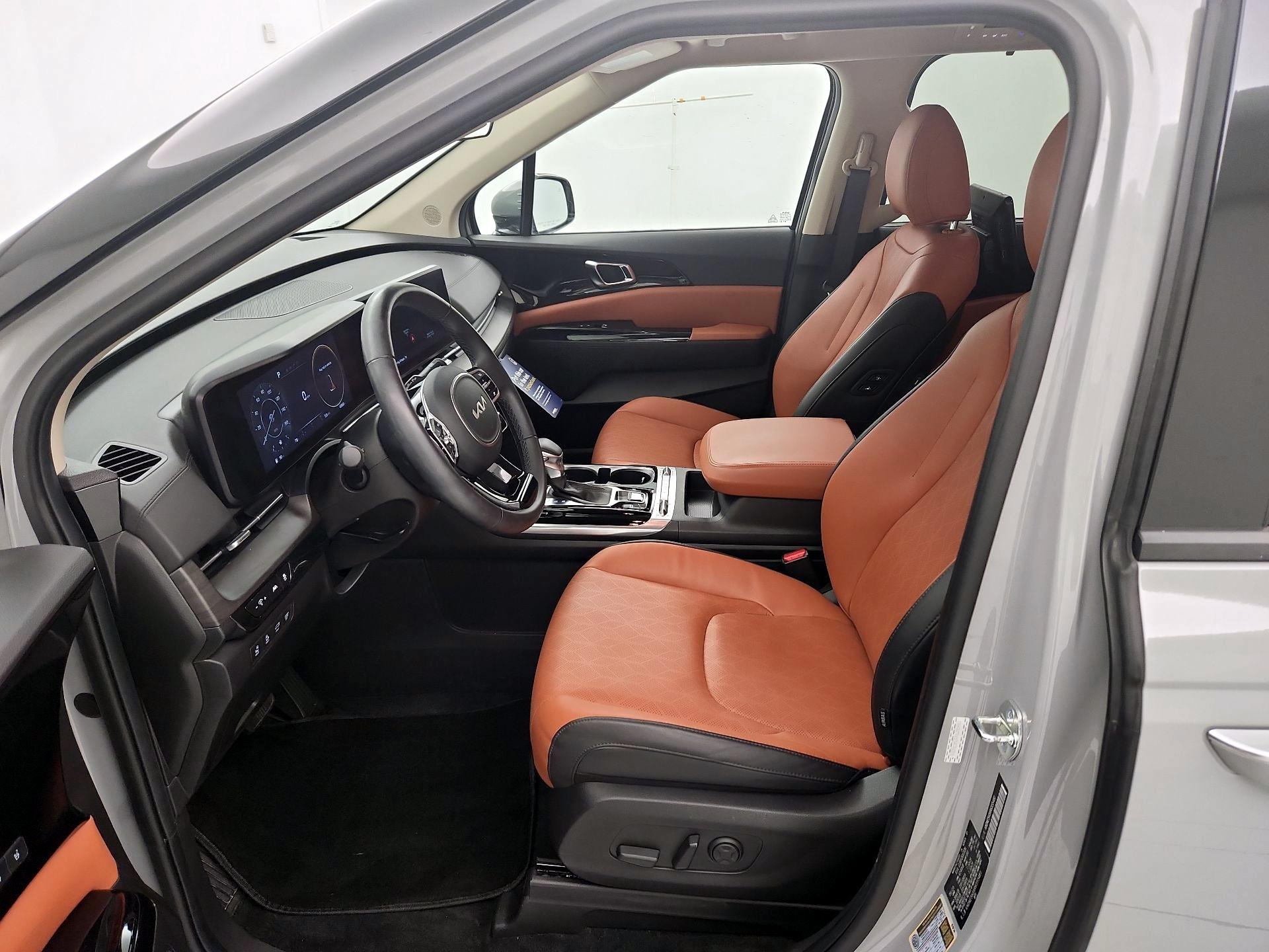 Thumbnail: 2024 Kia Carnival - 11