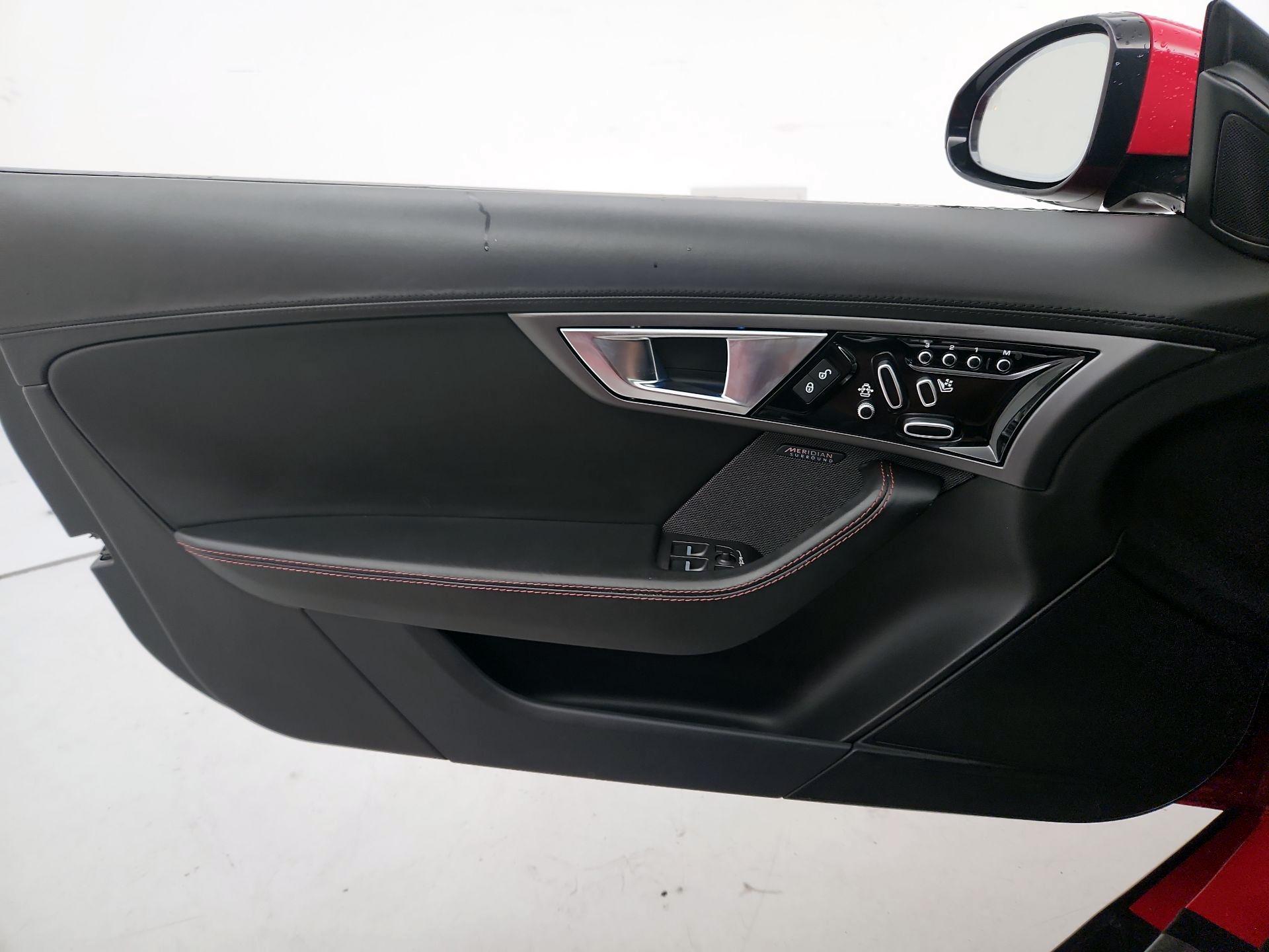 Thumbnail: 2016 Jaguar F-Type - 12