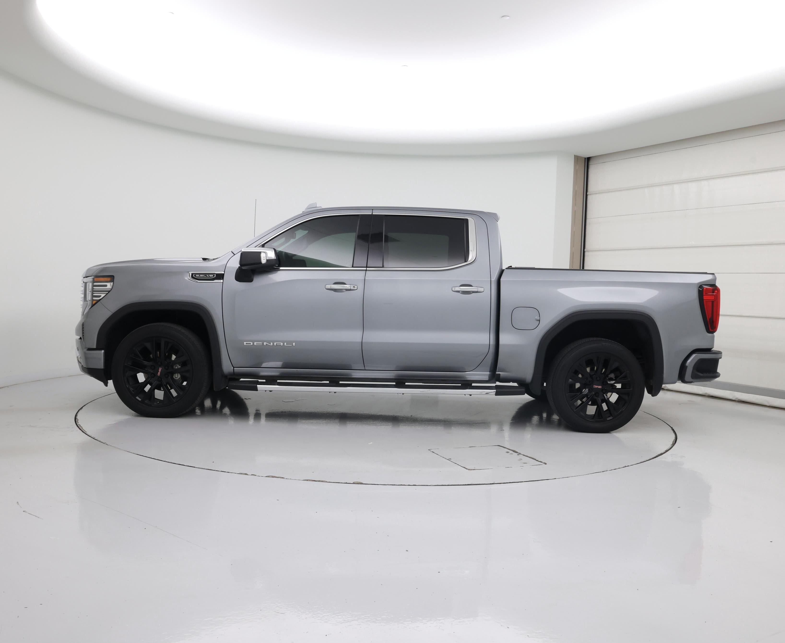 Thumbnail: 2023 GMC Sierra 1500 - 3