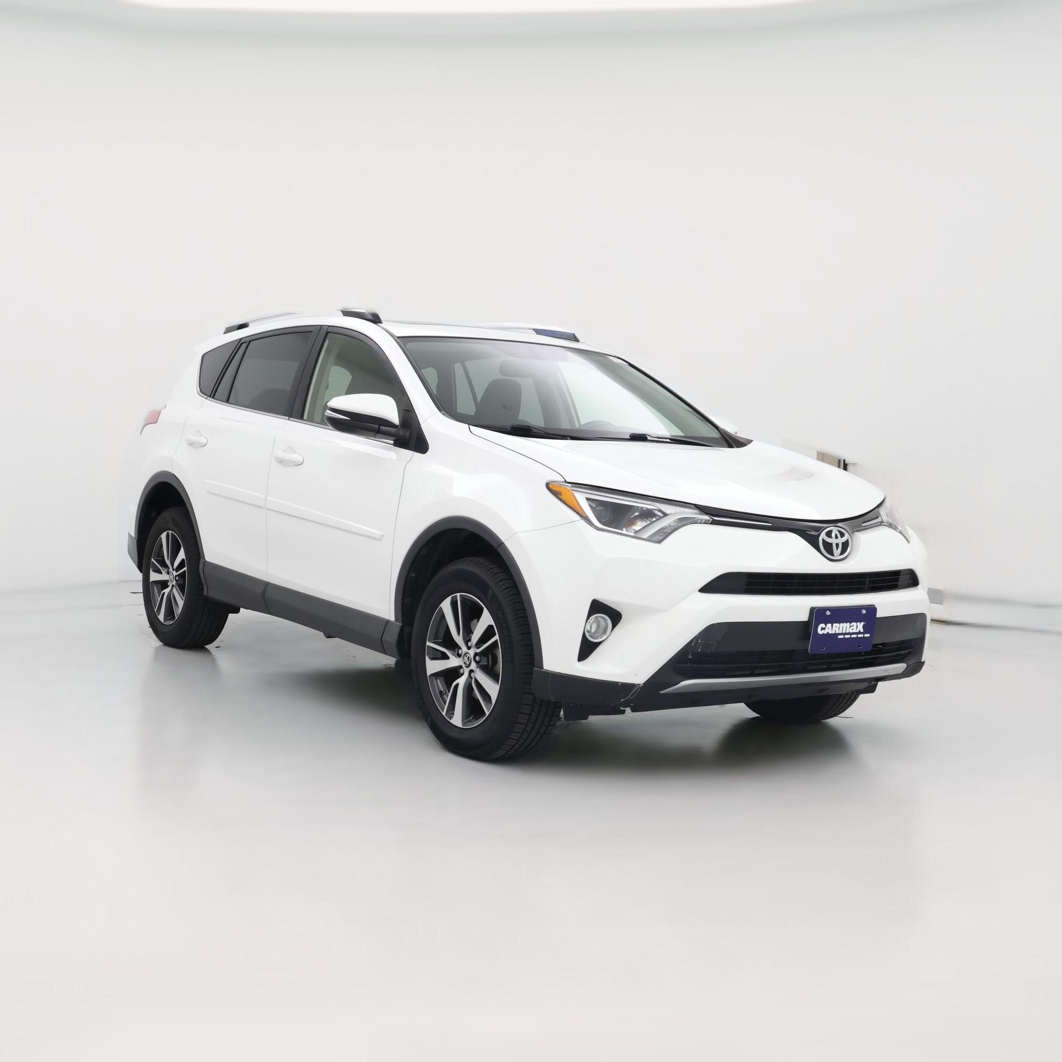 Thumbnail: 2016 Toyota RAV4 - 1