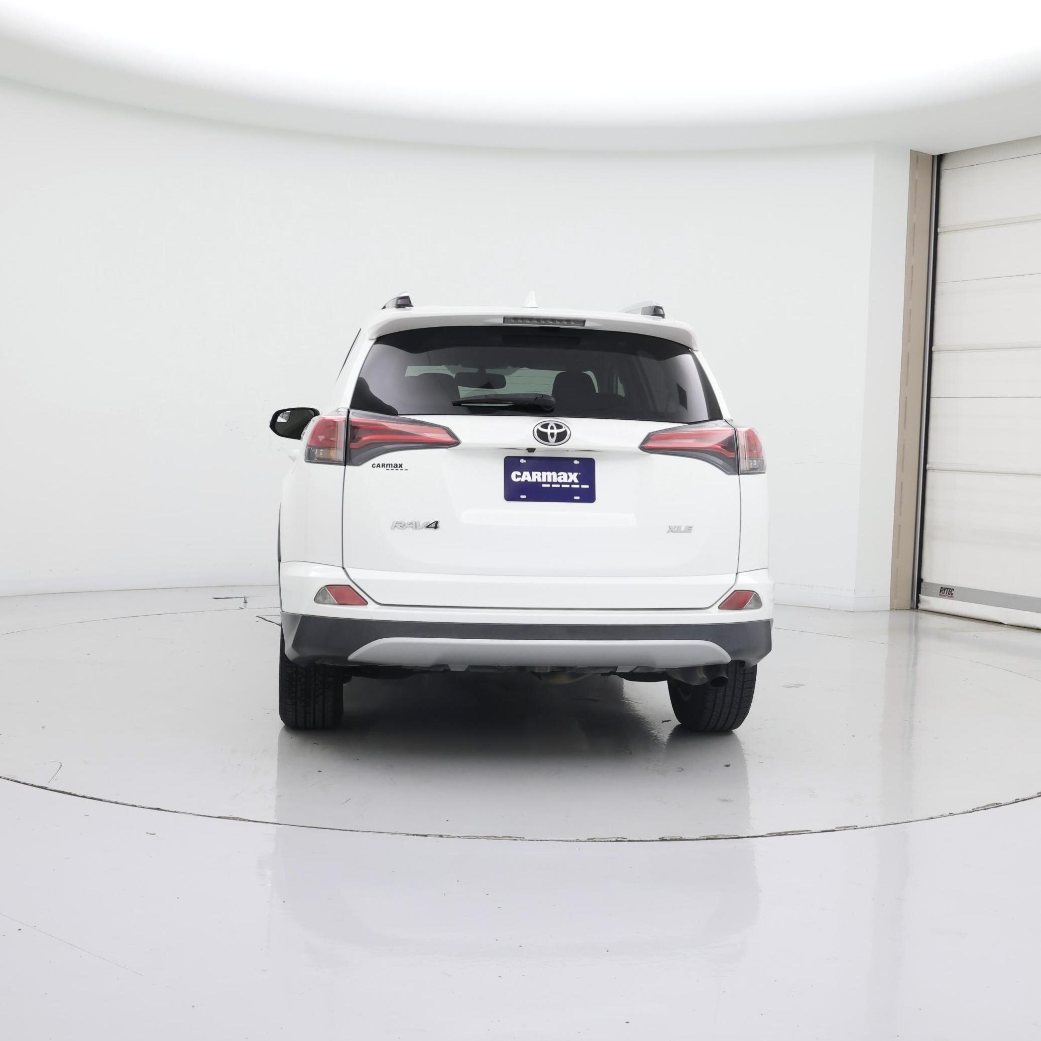 Thumbnail: 2016 Toyota RAV4 - 6