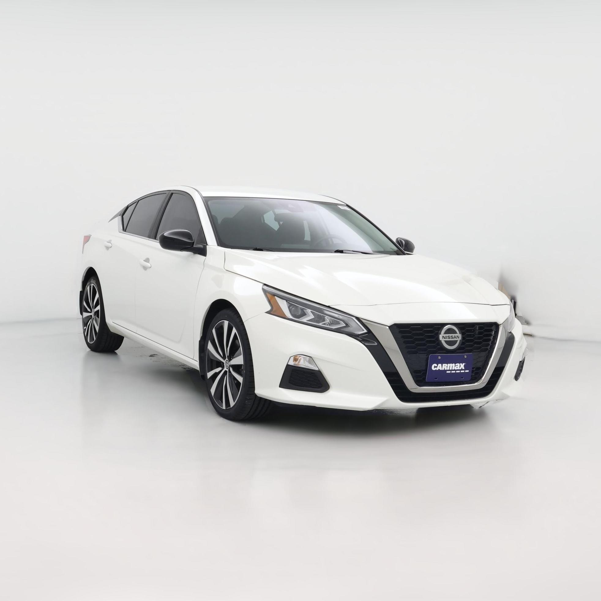 Thumbnail: 2022 Nissan Altima - 1