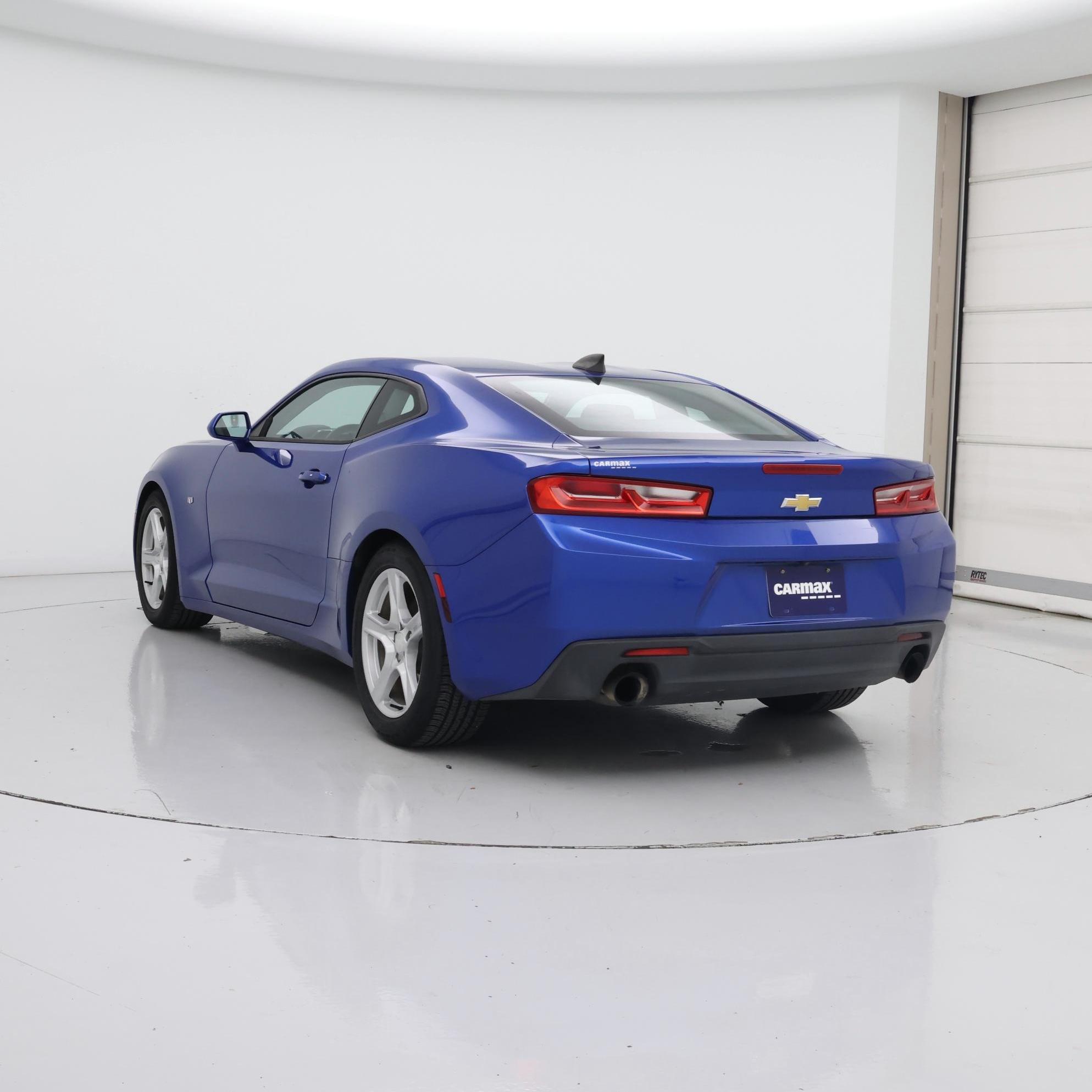 Thumbnail: 2017 Chevrolet Camaro - 2